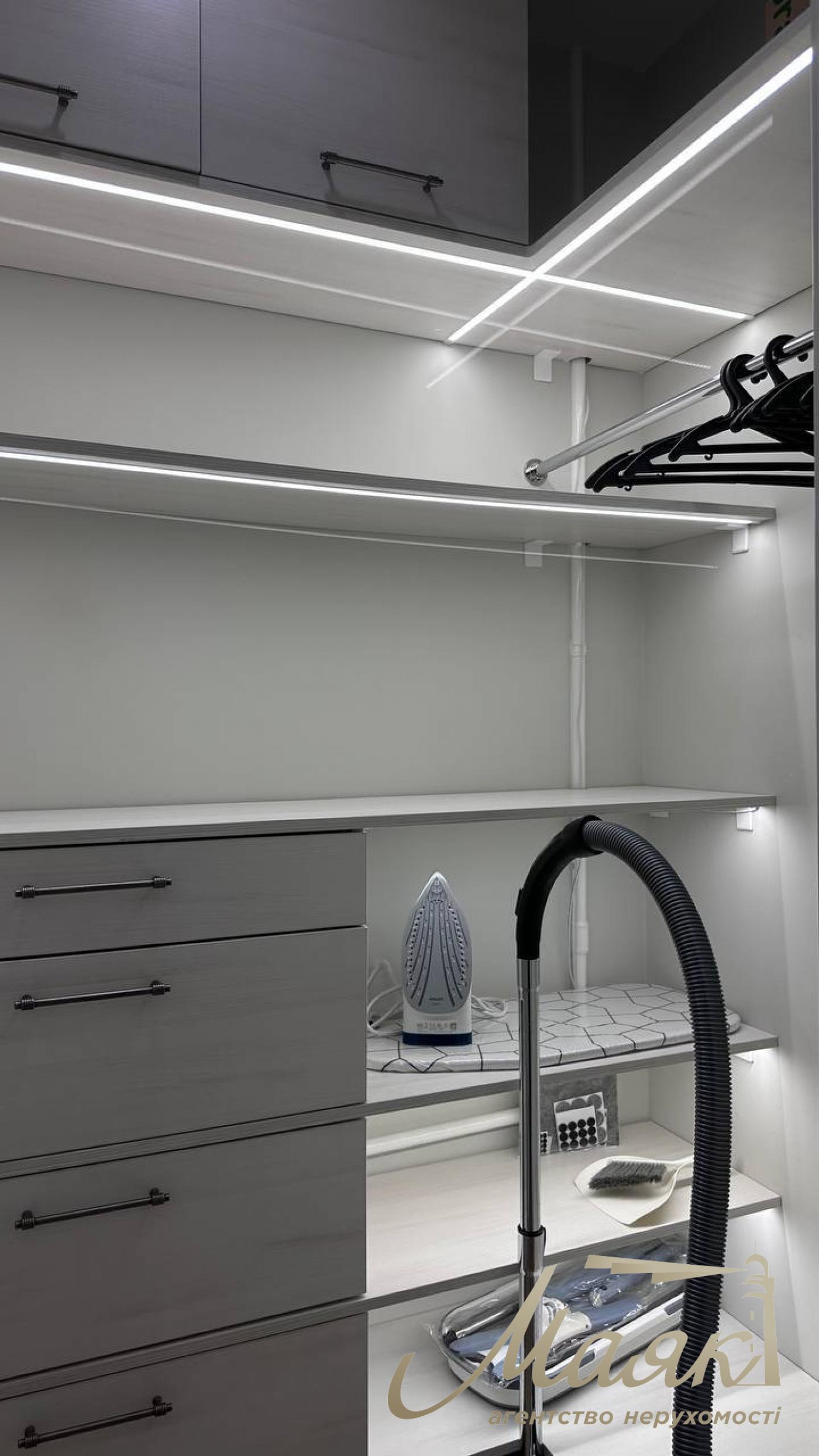 Оренда 1-кімнатної квартири 55.64м2 Печерський узвіз 19, Печерськ, Київ