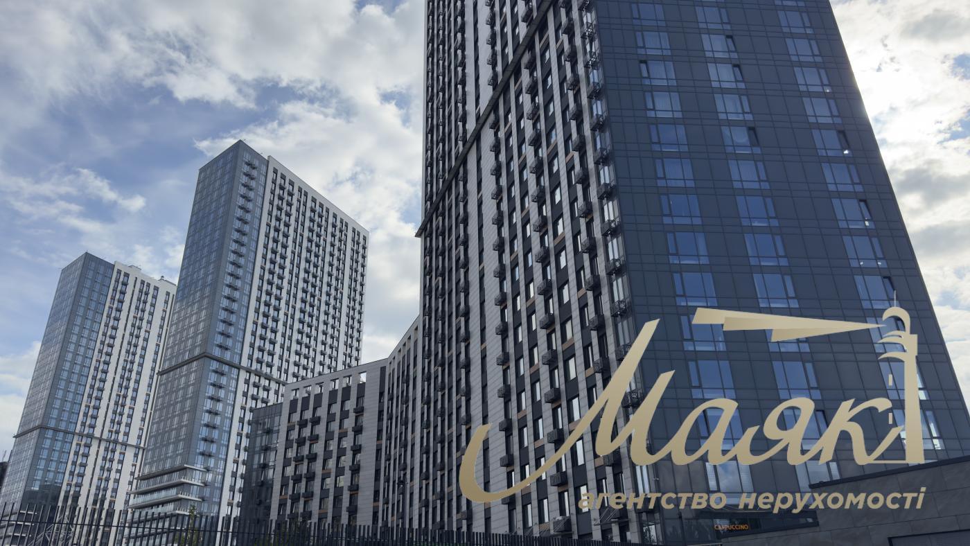 Продаж 1-кімнатної видової квартири 45 м2 у ЖК Метрополіс, Теремки