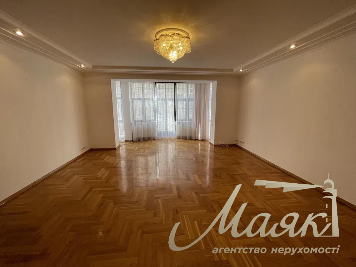 Оренда 4к квартири (217м²) по вул. Паторжинського 14, Центр