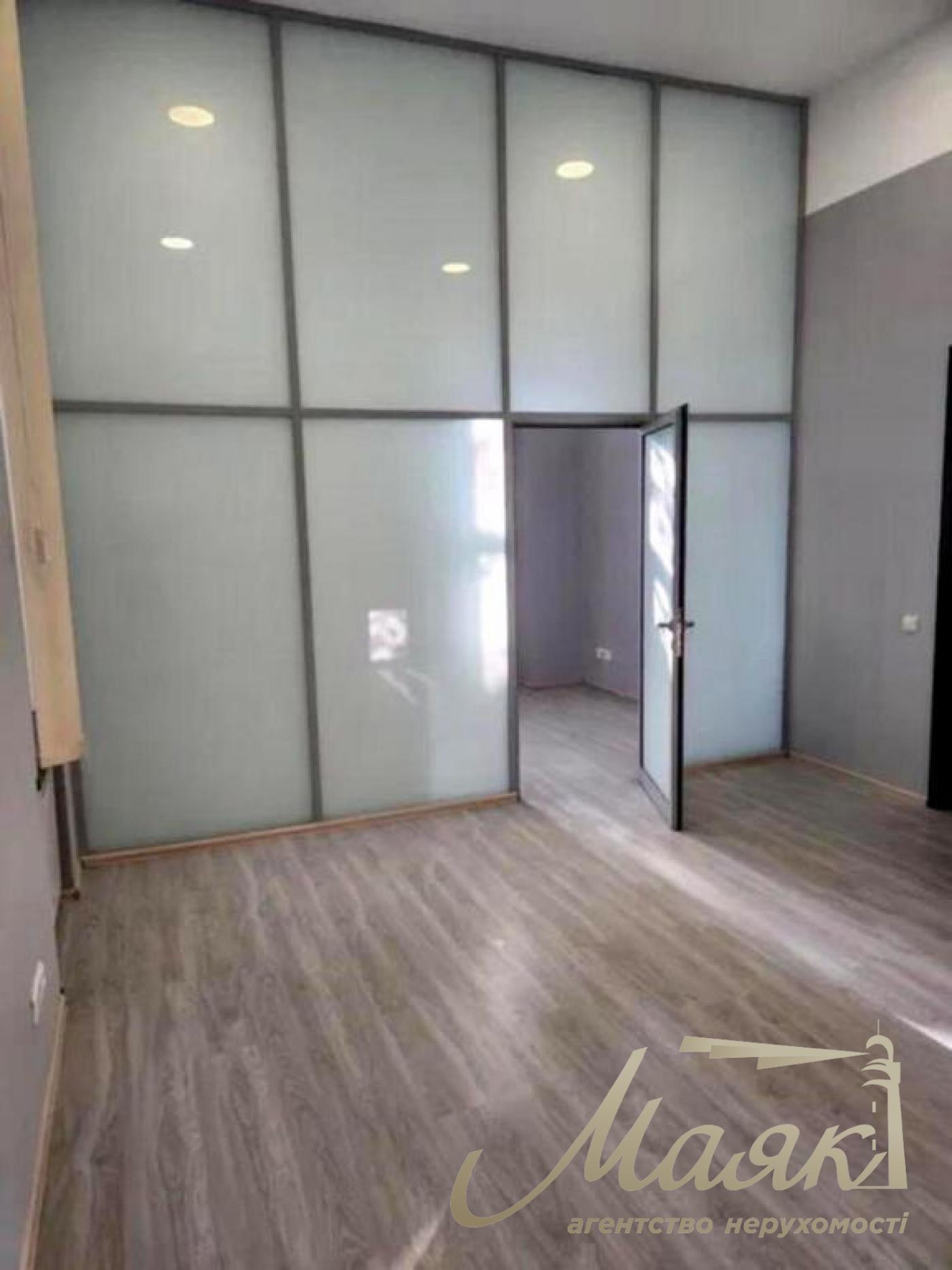 Оренда комерційної будівлі 600 м.кв. Печерський р-н