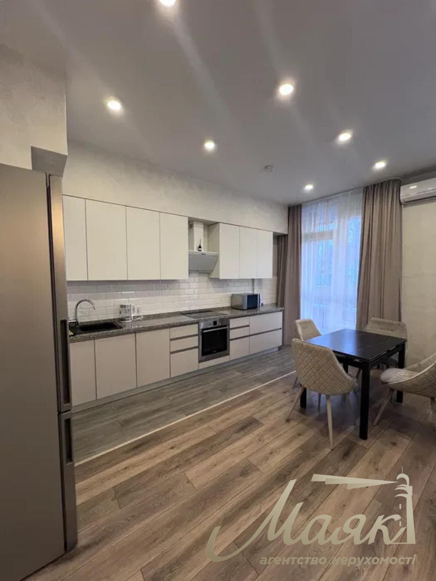 1-Bedroom Apartment for Rent in the Richmond Residential Complex, 52 m², Pechersk, Kyiv