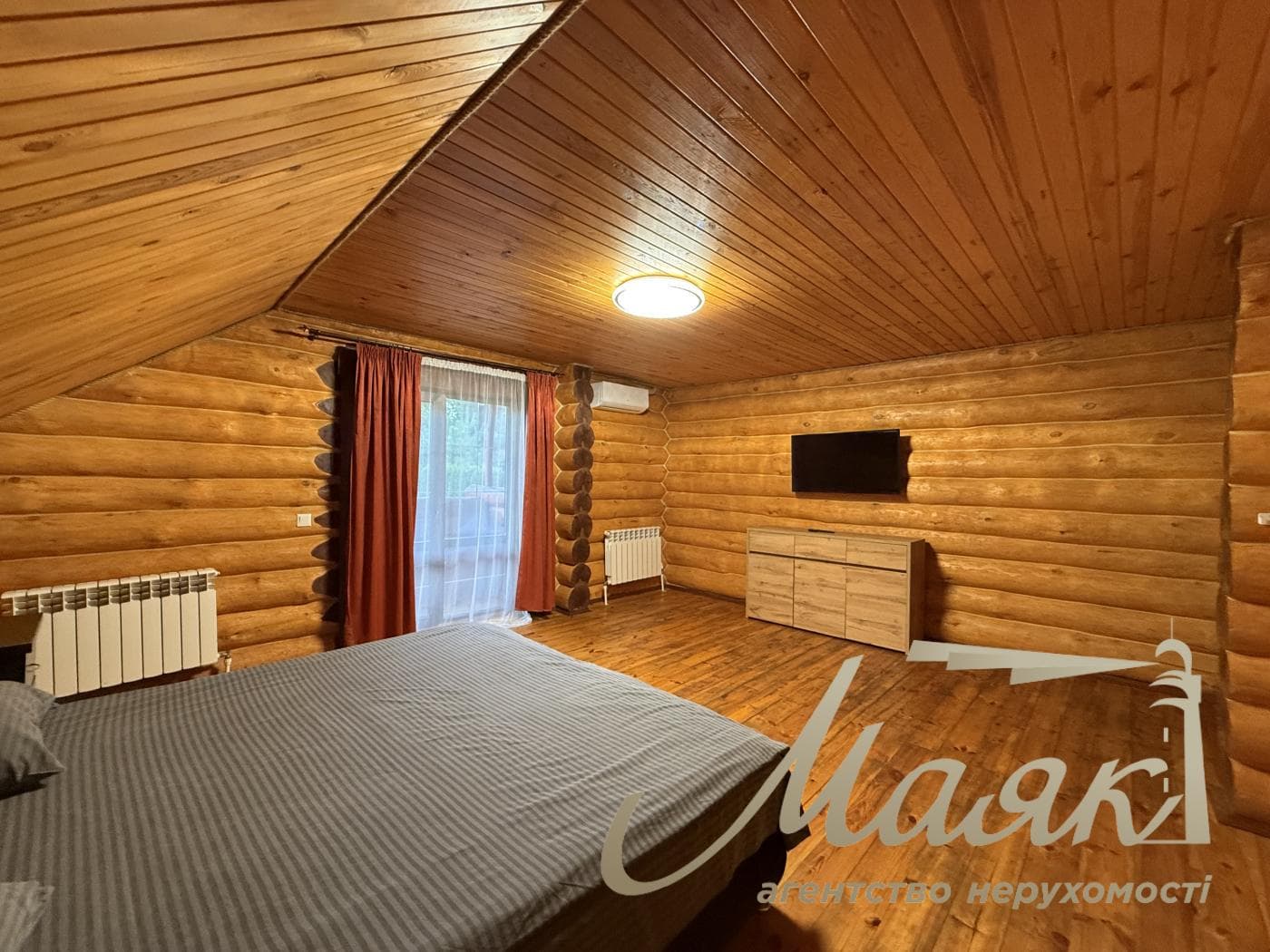 Оренда 3-поверхового будинку площею 280 м², Голосіївський район, Мишеловка