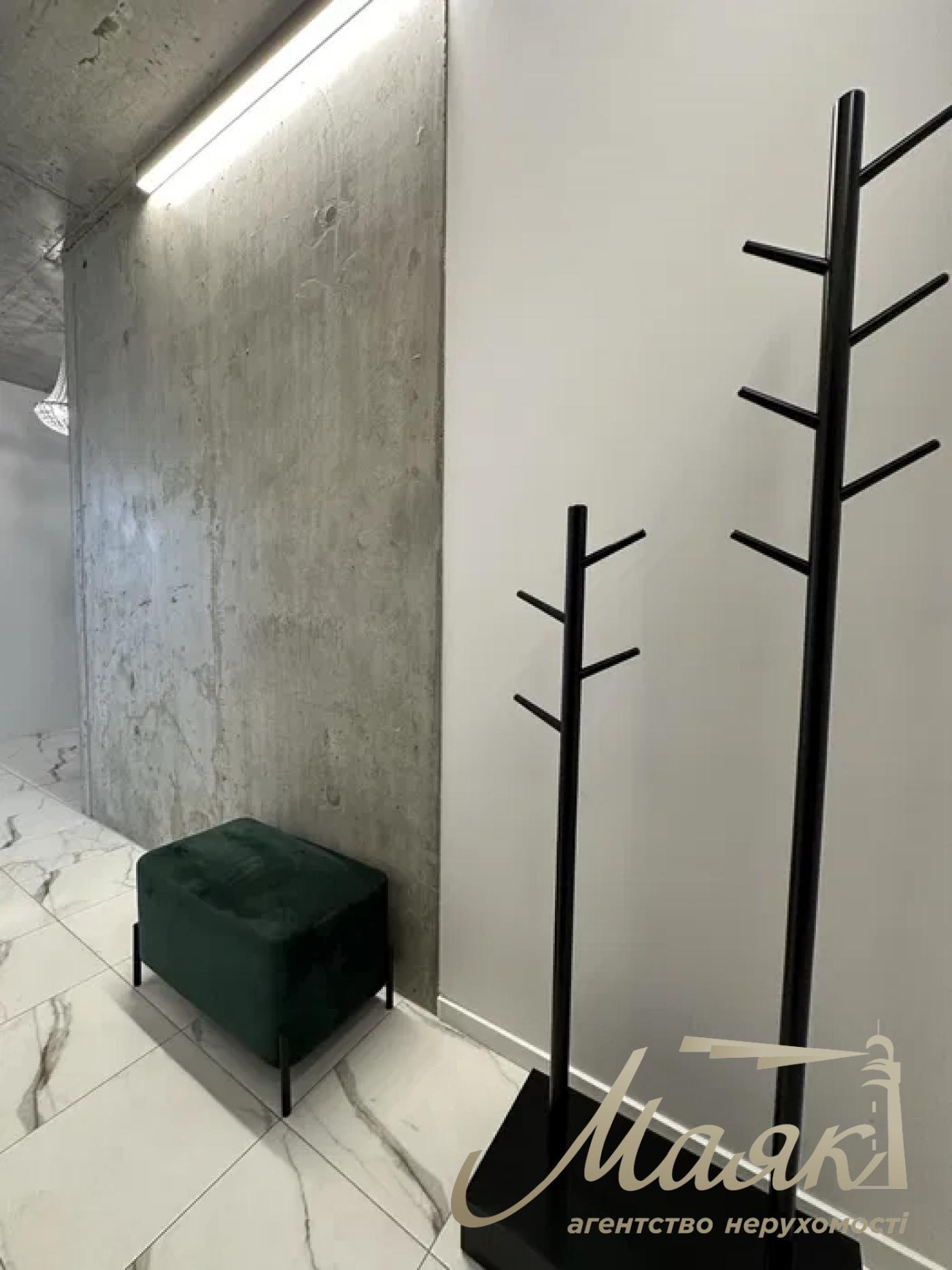 Аренда 1-комнатной квартиры 50м2в ЖК Французкий квартал 2, Предславинская ул., 42