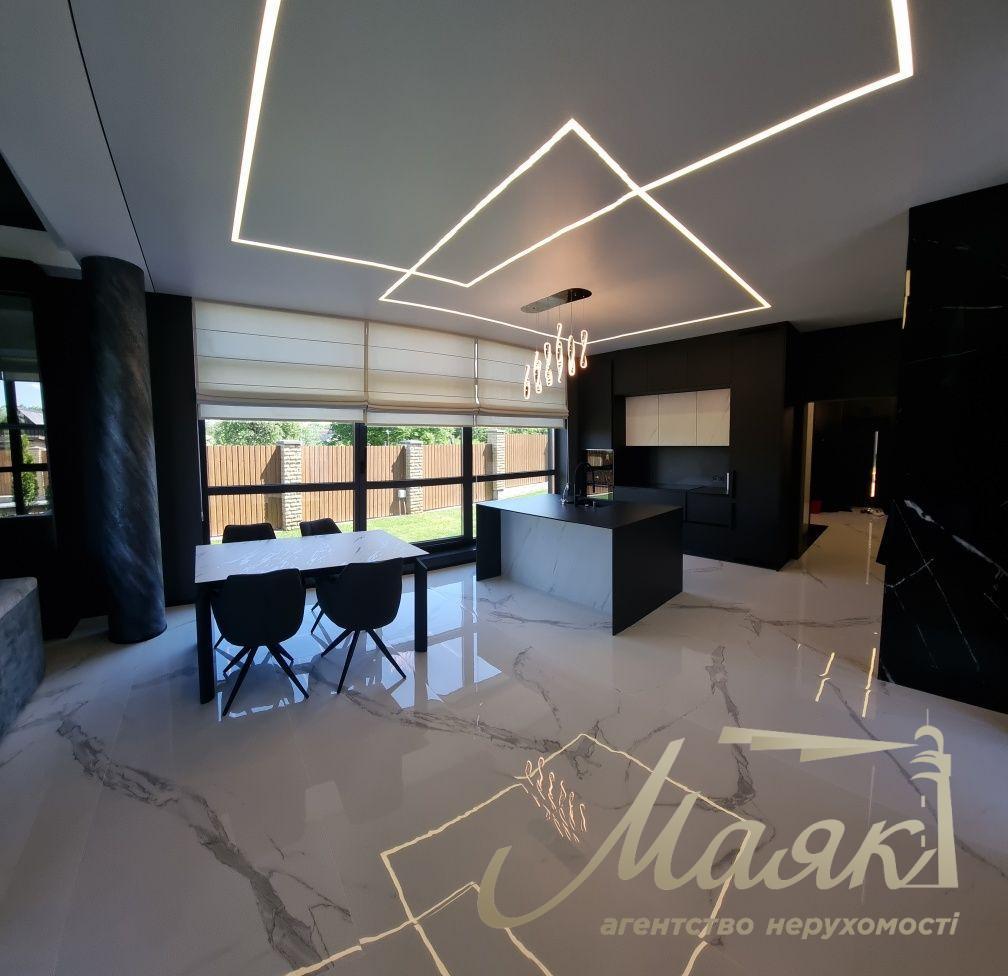 Продаж нового сучасного будинку в стилі Hi-Tech у селі Гатне