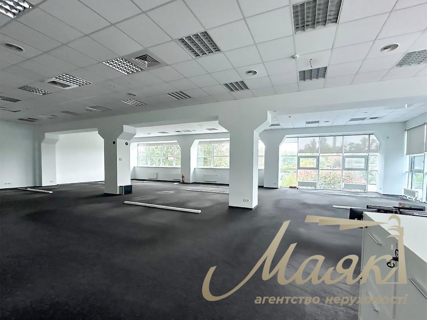 Оренда офісу 3 500м2БЦ Victoria Park, пер. Охтирський 7