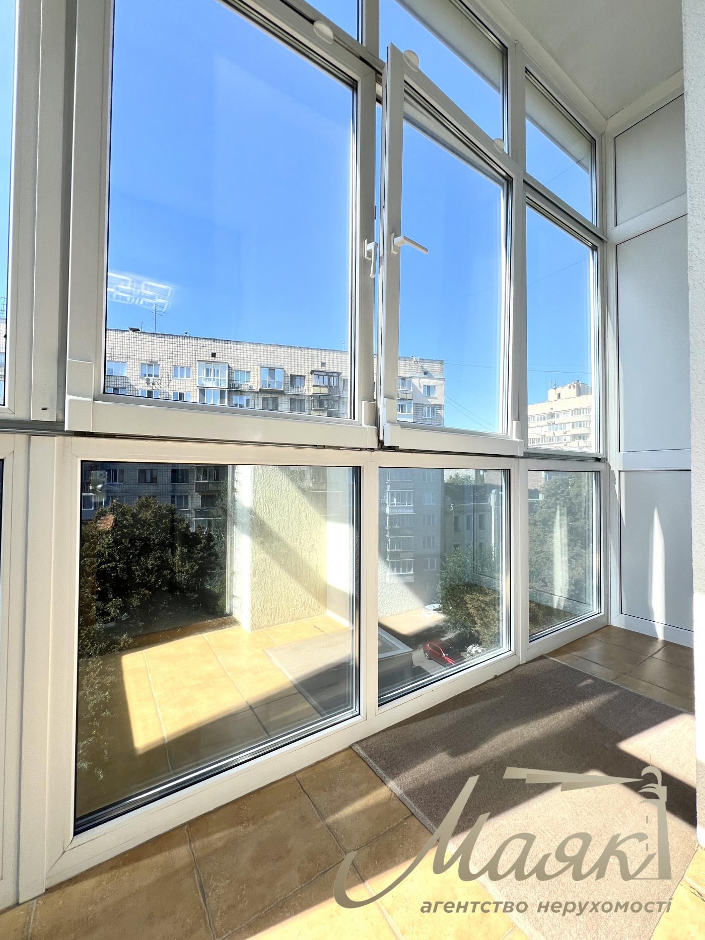Office for rent 180m2, Ivan Mazepa street 16