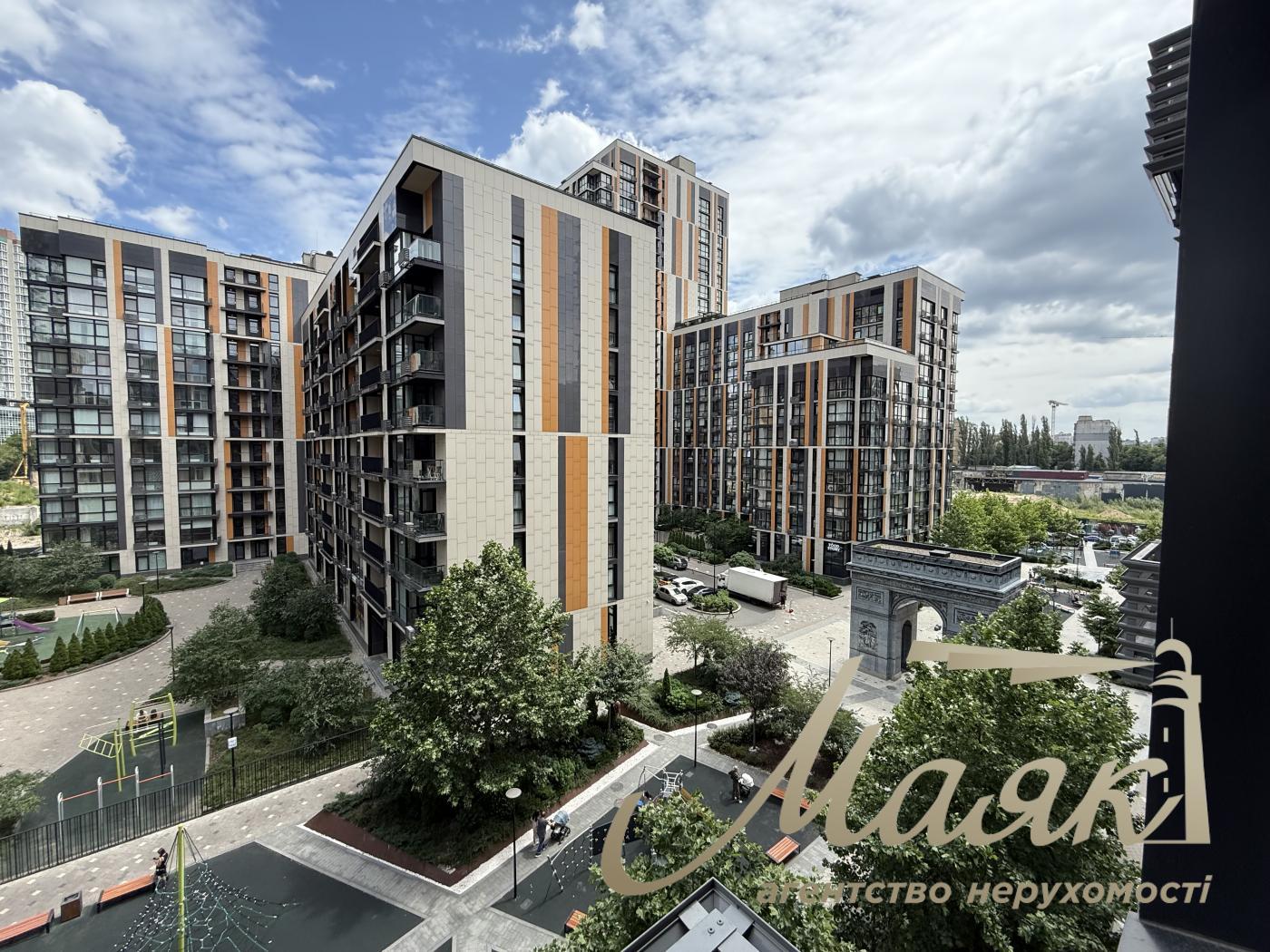 Продажа 2-комнатной квартиры (46м2) в ЖК "Французский квартал 2"