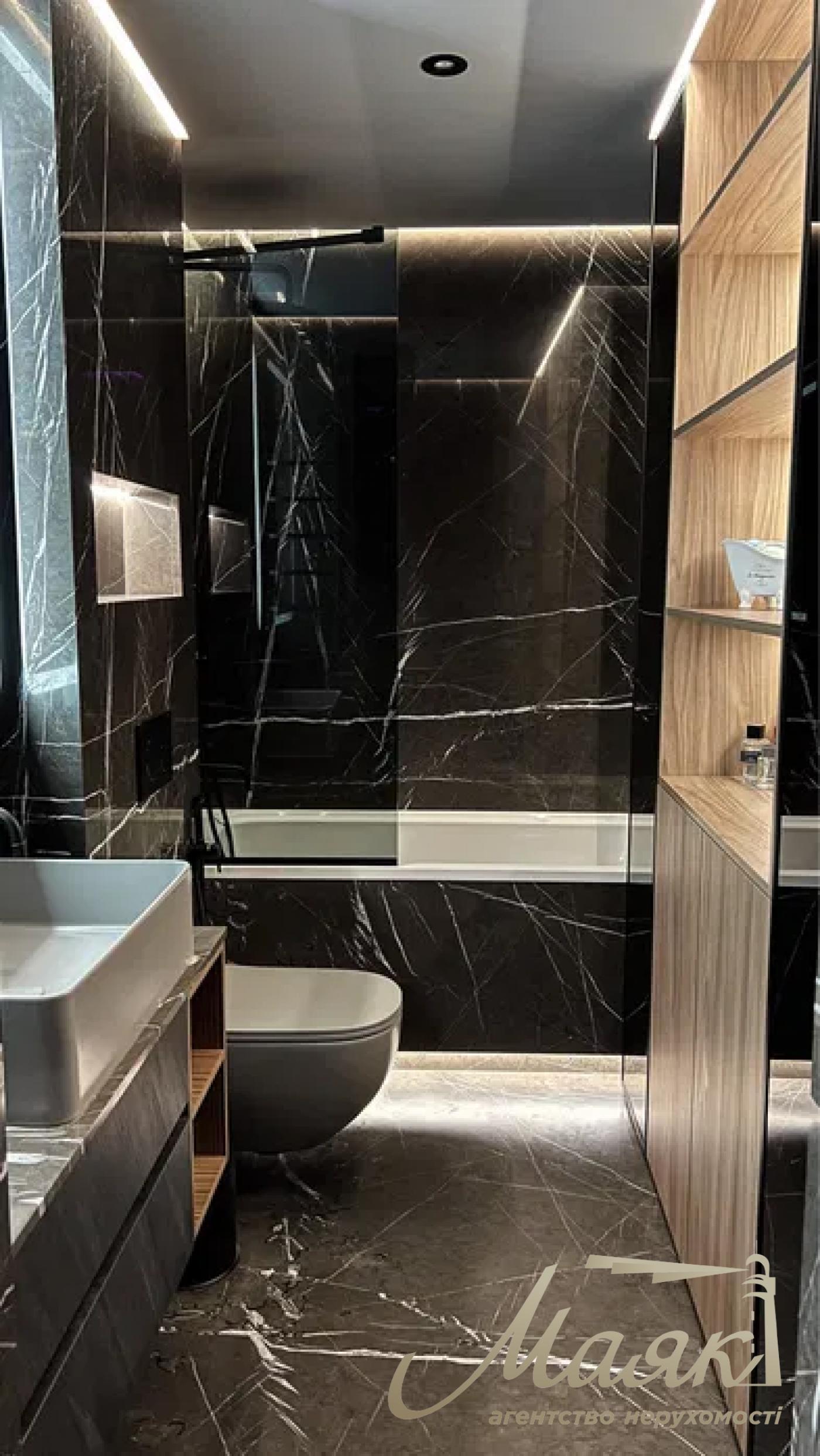 Продажа двухуровневой 2к квартиры ЖК Комфорт Таун, ул. Березнева, Соцгород