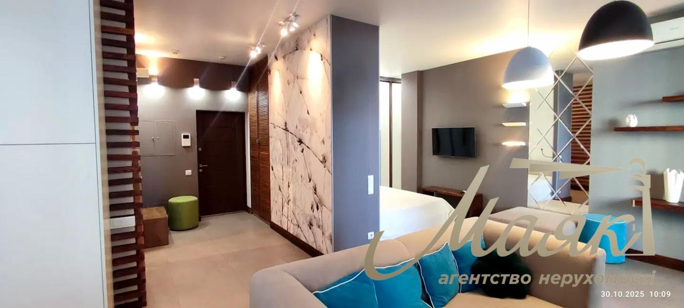 Rent 1k studio apartment in Residential Complex Novopecherskie Lipki