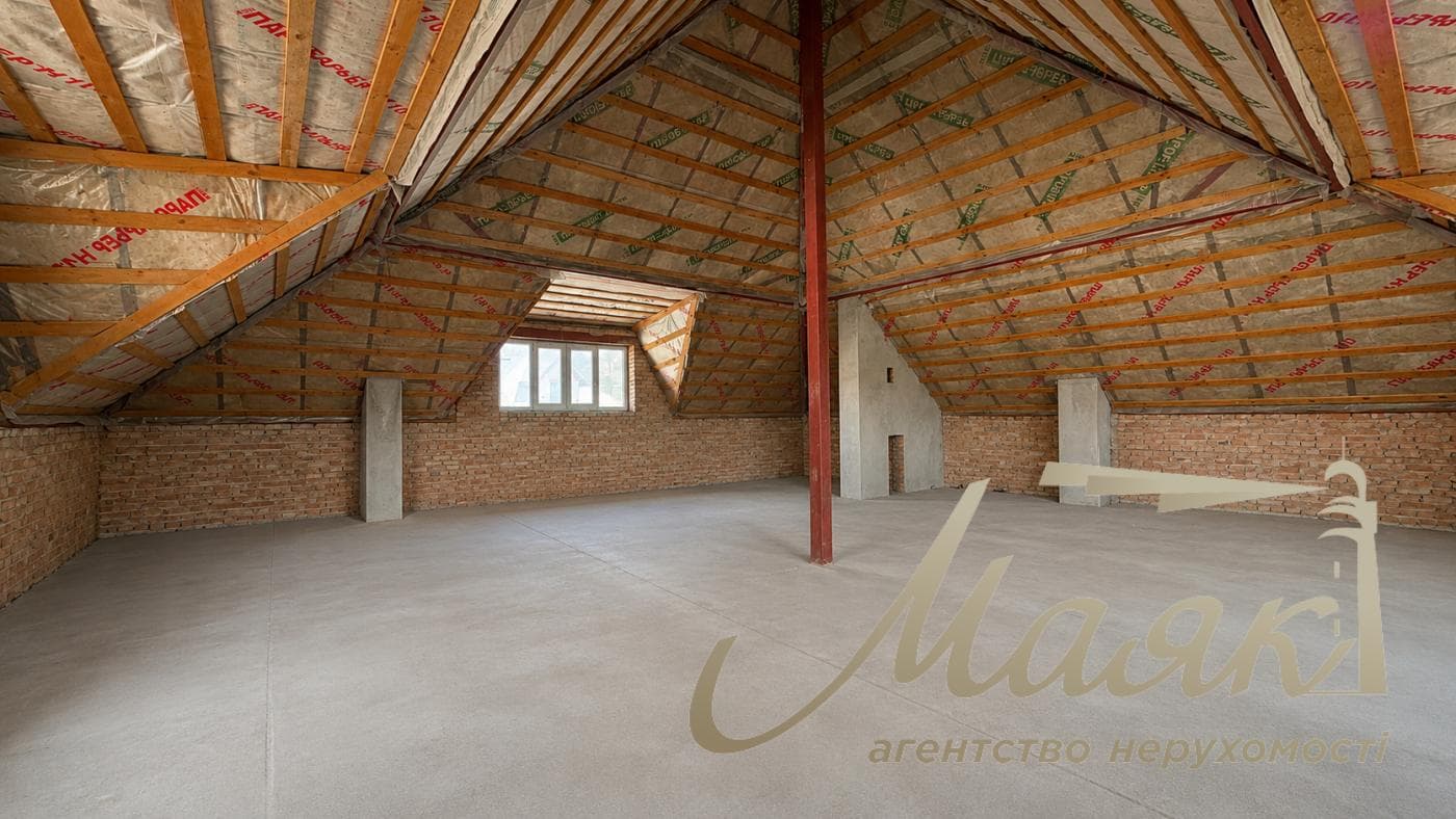 For sale two-storey house 270m2 in village Kremenishche, Kyiv-Svyatoshinsky district