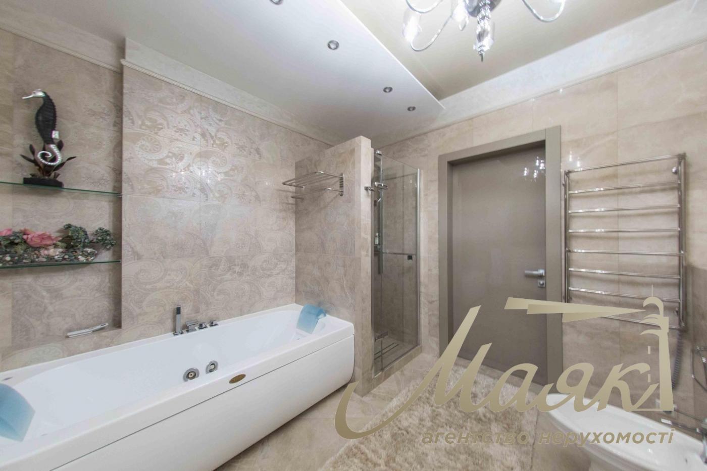 Продажа 3-к квартиры 140 м2 в ЖК "Престиж Холл", ул. Василия Тютюнника (Барбюса Анри), г. Киев