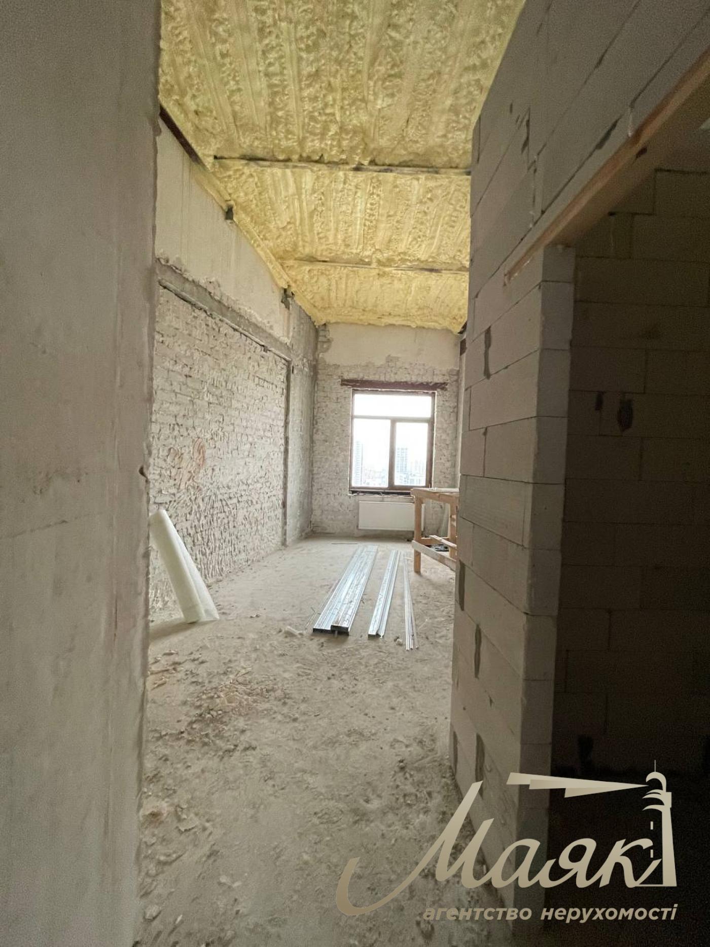 Sale of a view apartment in the residential complex "Fundukleevsky", Bohdan Khmelnitsky street
