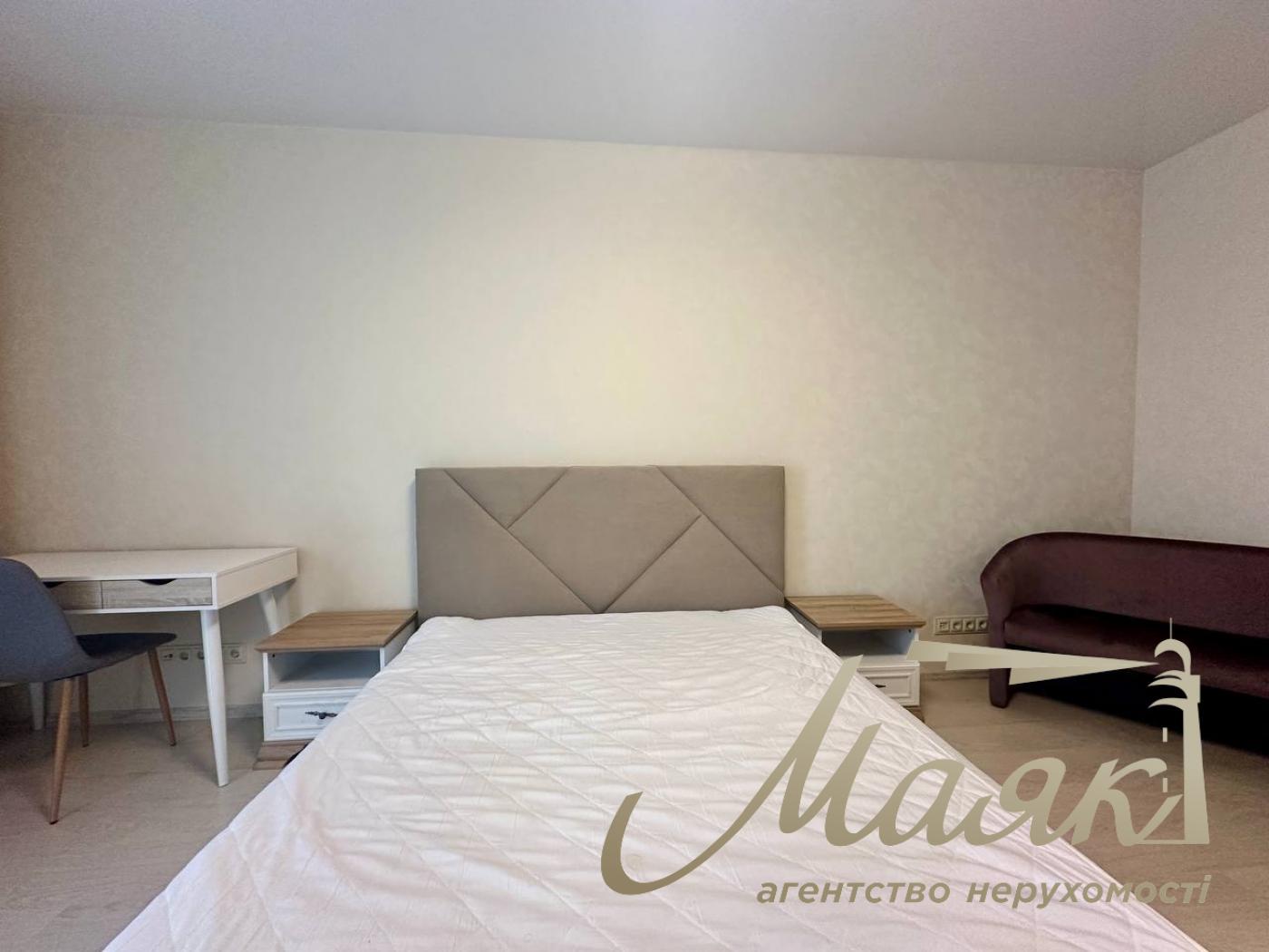 Оренда 1 кімнатної квартири в ЖК Брістоль по вул.Лобановського 144, метро Деміївська.