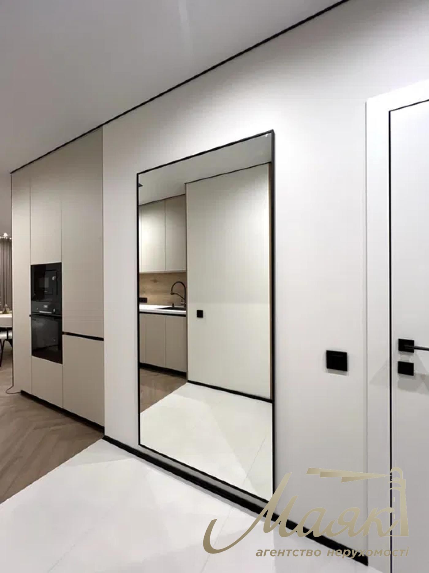 Продажа 2-комнатной квартиры ЖК Варшаский 3, ул. Змиенко