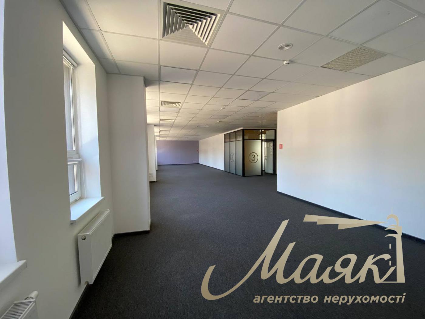 Аренда офиса 648 м2 в БЦ на Дорогожичах, возле метро