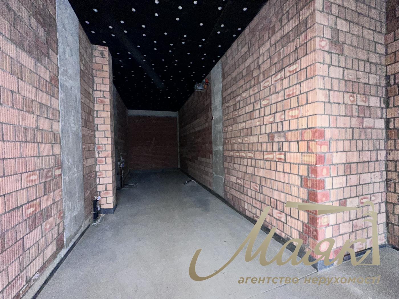Аренда фасадного помещения 48м2, ЖК Unit Home
