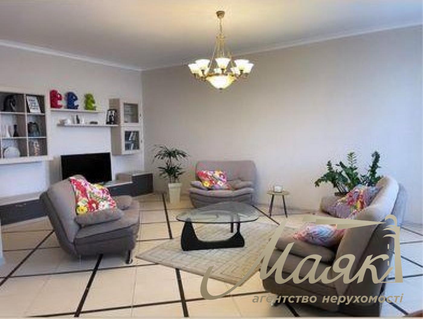 Аренда 3-к квартриры ул. Шота Руставелли, Печерский р-н