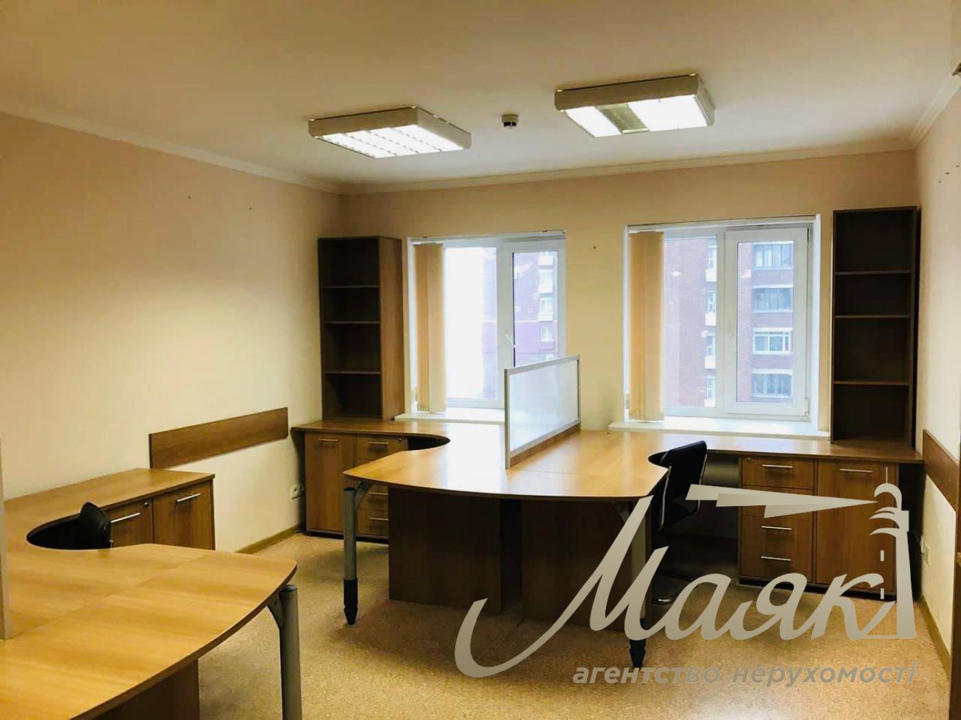 Аренда офиса 258м2 в центре Киева, ул. Антоновича.