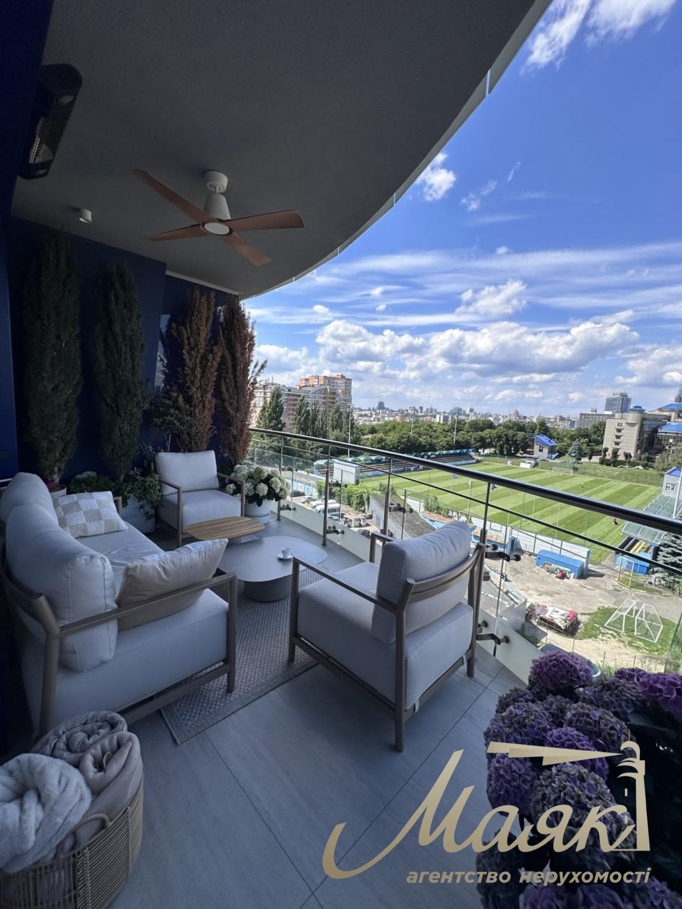 Продаж ексклюзивного дворівневого пентхауса площею 180 м² з терасою в центрі Києва у ЖК Alter Ego, Лабораторний провулок, 7, Печерський район