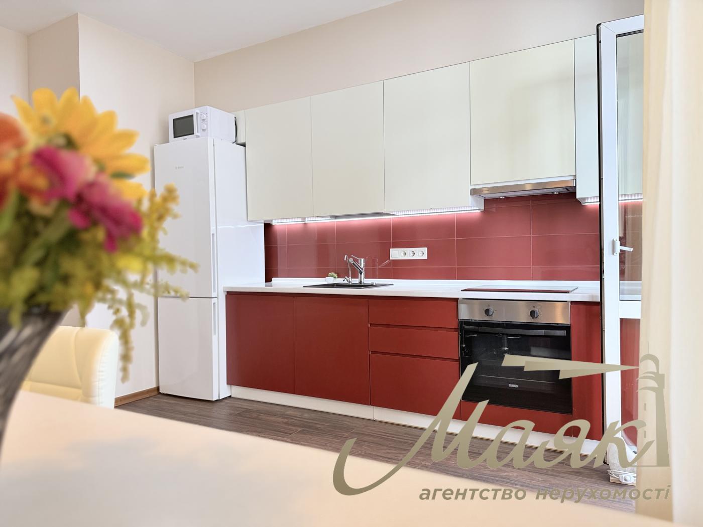 Rent 1-bedroom apartment 55 m² in LCD "Novopecherskie Lipki" str. Dragomirova, 20, 11th floor, Pechersk district, Kiev.