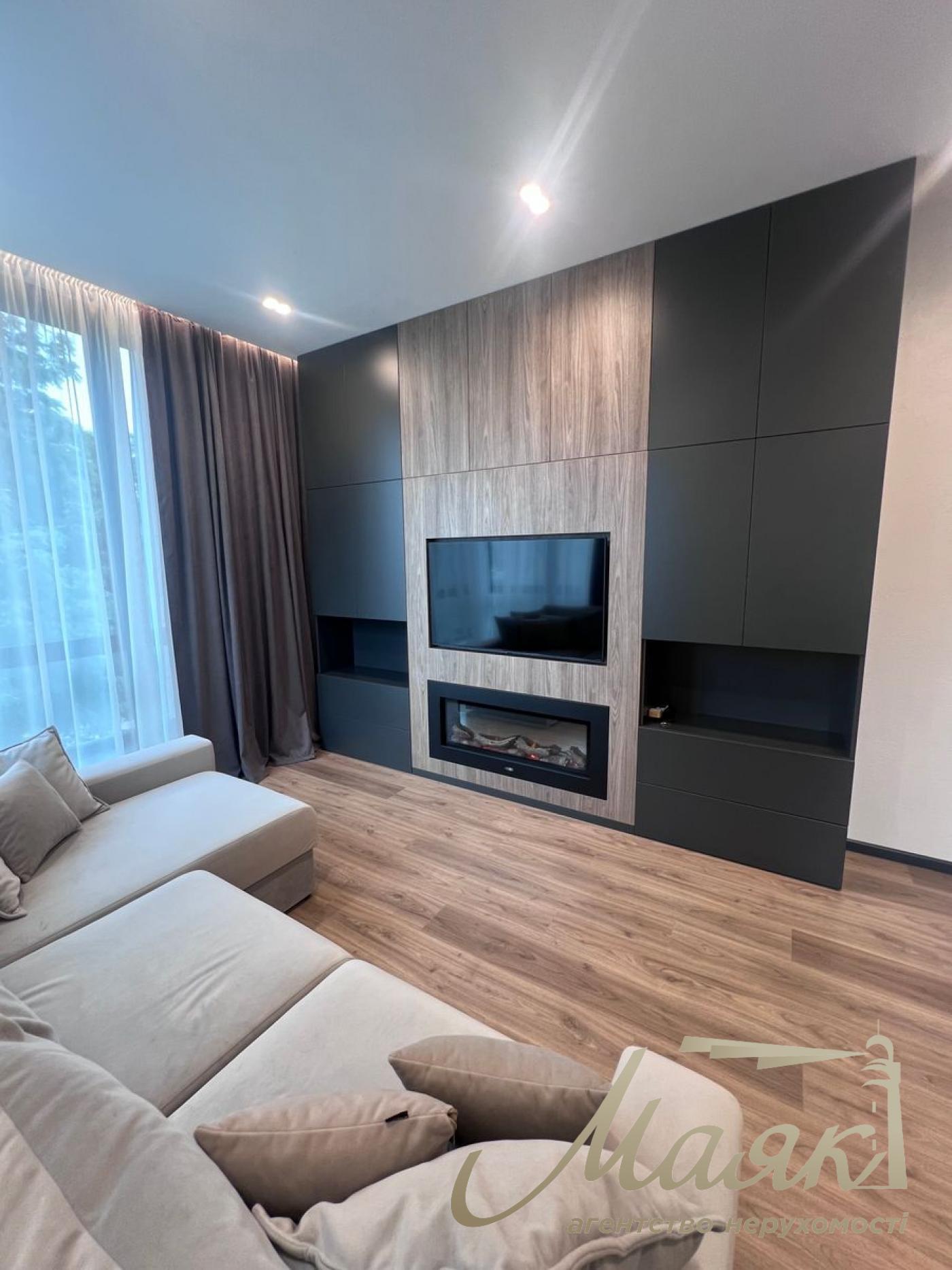 Rent 3-room apartment in Crystal Park Tower Residential Complex