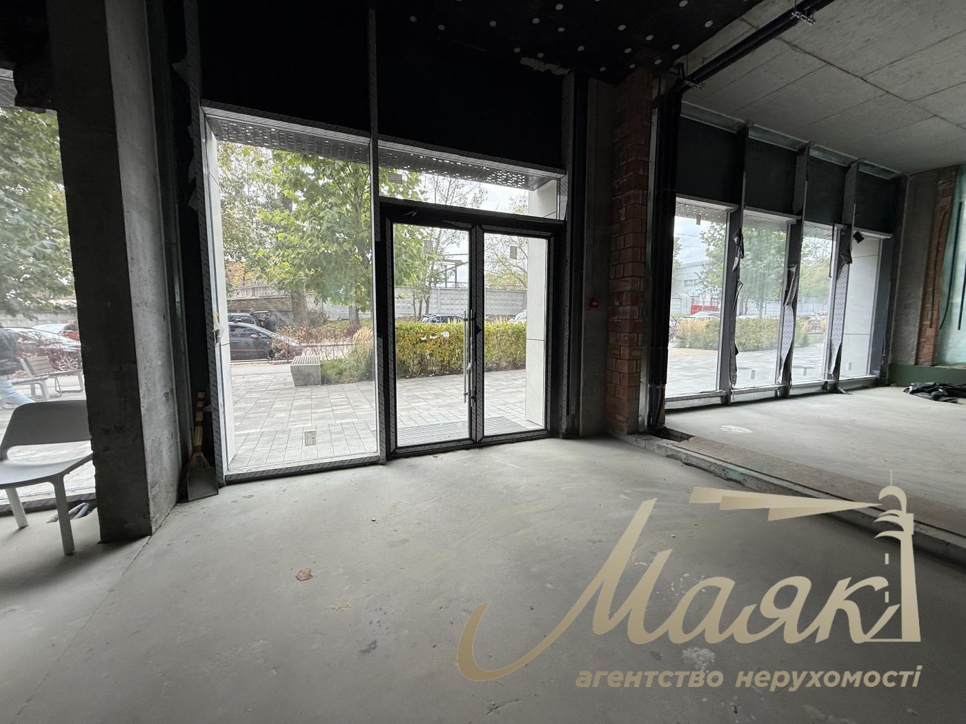 Продажа фасадного помещения 271 м² в ЖК UNIT.Home, ул. Гарета Джонса, Шевченковский район.