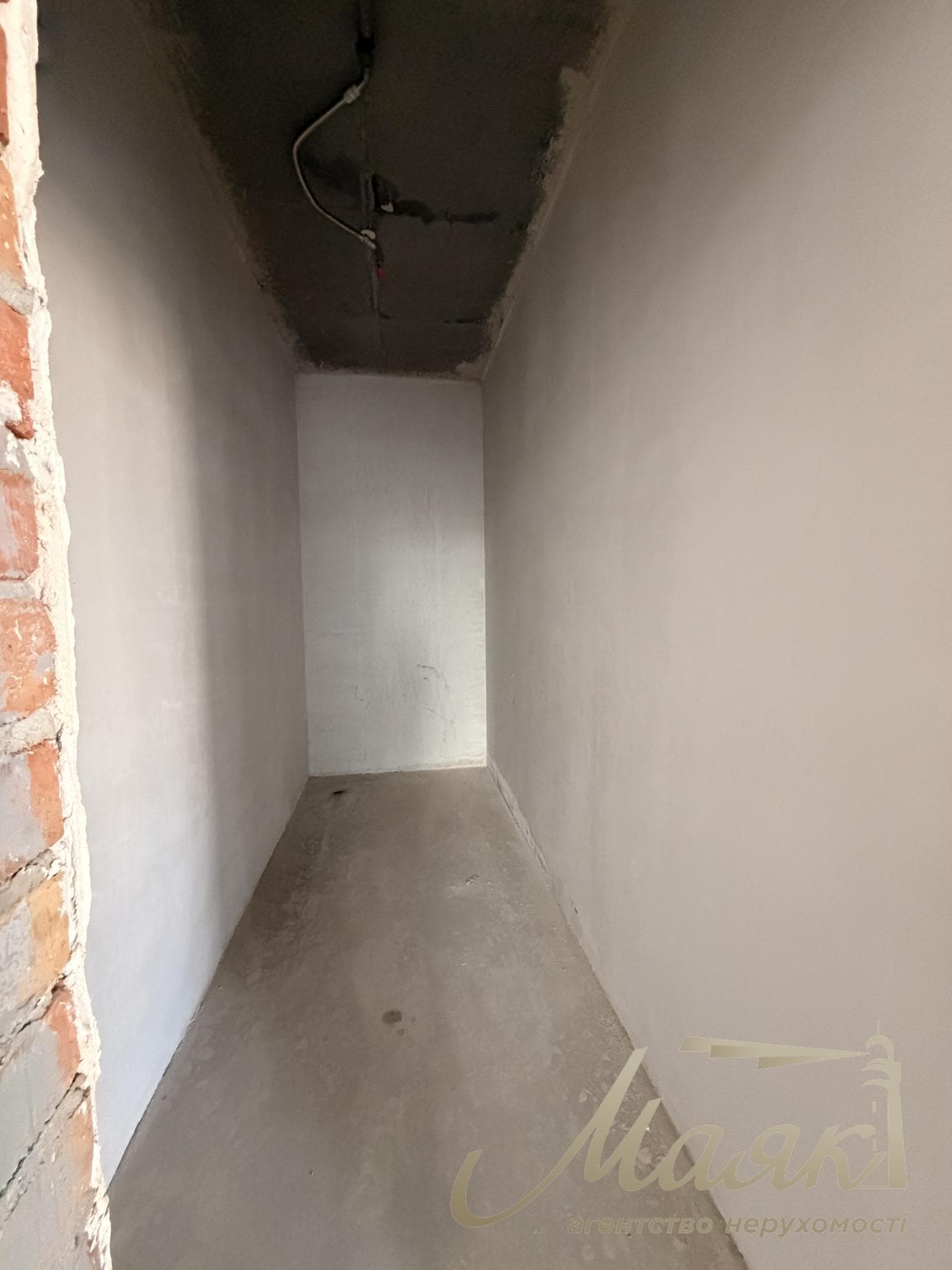 Commercial Space for Sale in the Taryan Towers Residential Complex, John Paul II Street