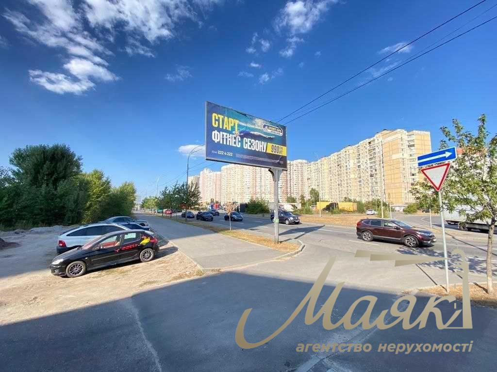 Оренда окремої будівлі 2336м2, вул.Григоренка 10, Позняки