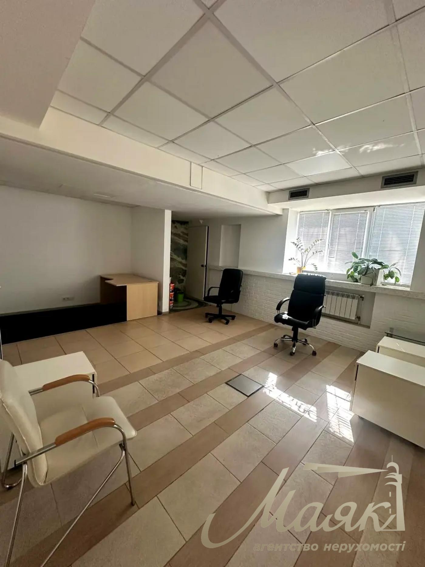 Office for rent 230m2 Aleksa Tikhogo str. 89-A, Shulyavskaya.