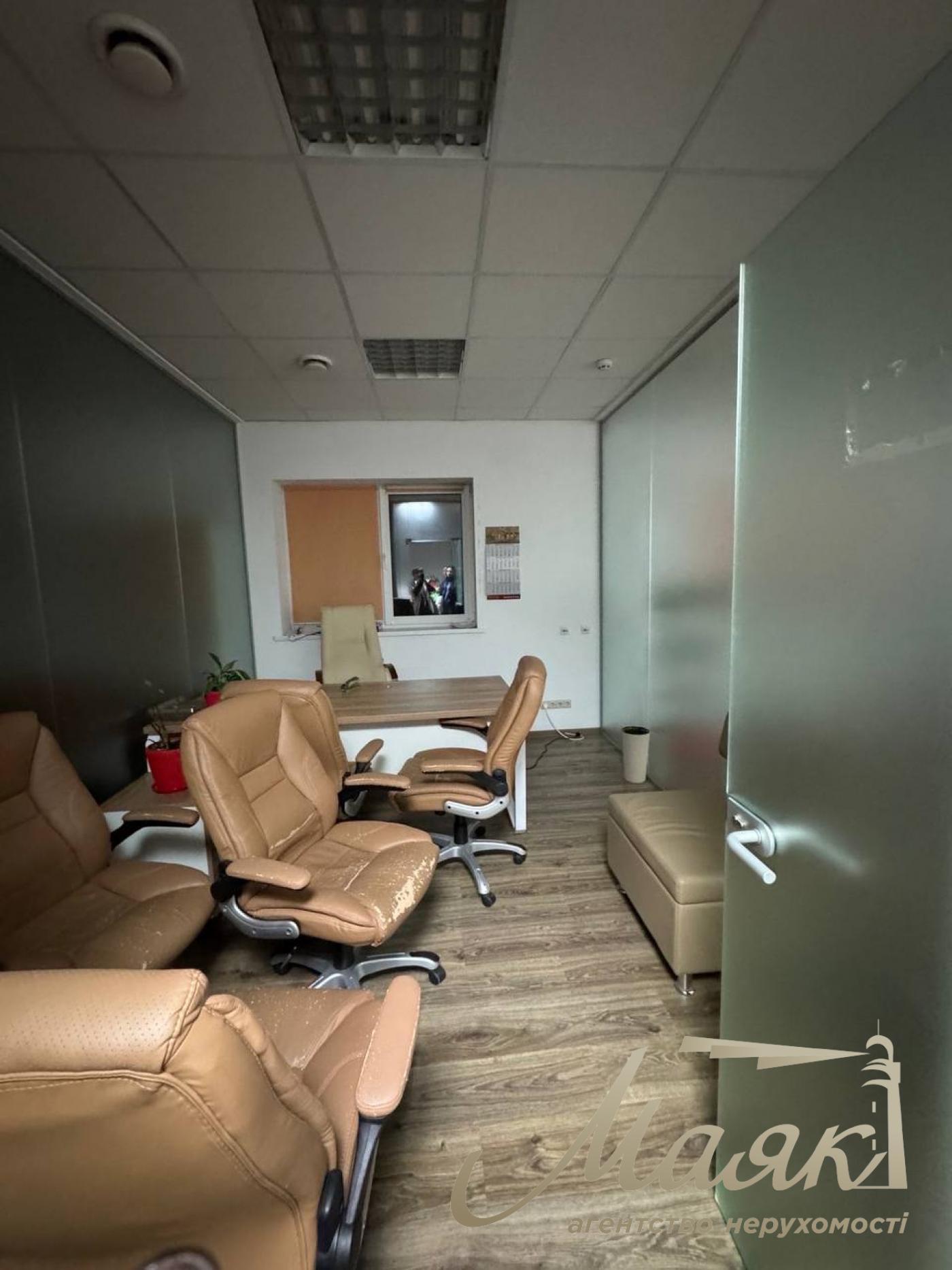 Оренда фасадної будівлі 656м2 за адресою вул. Садова, Софіївській Борщагівці