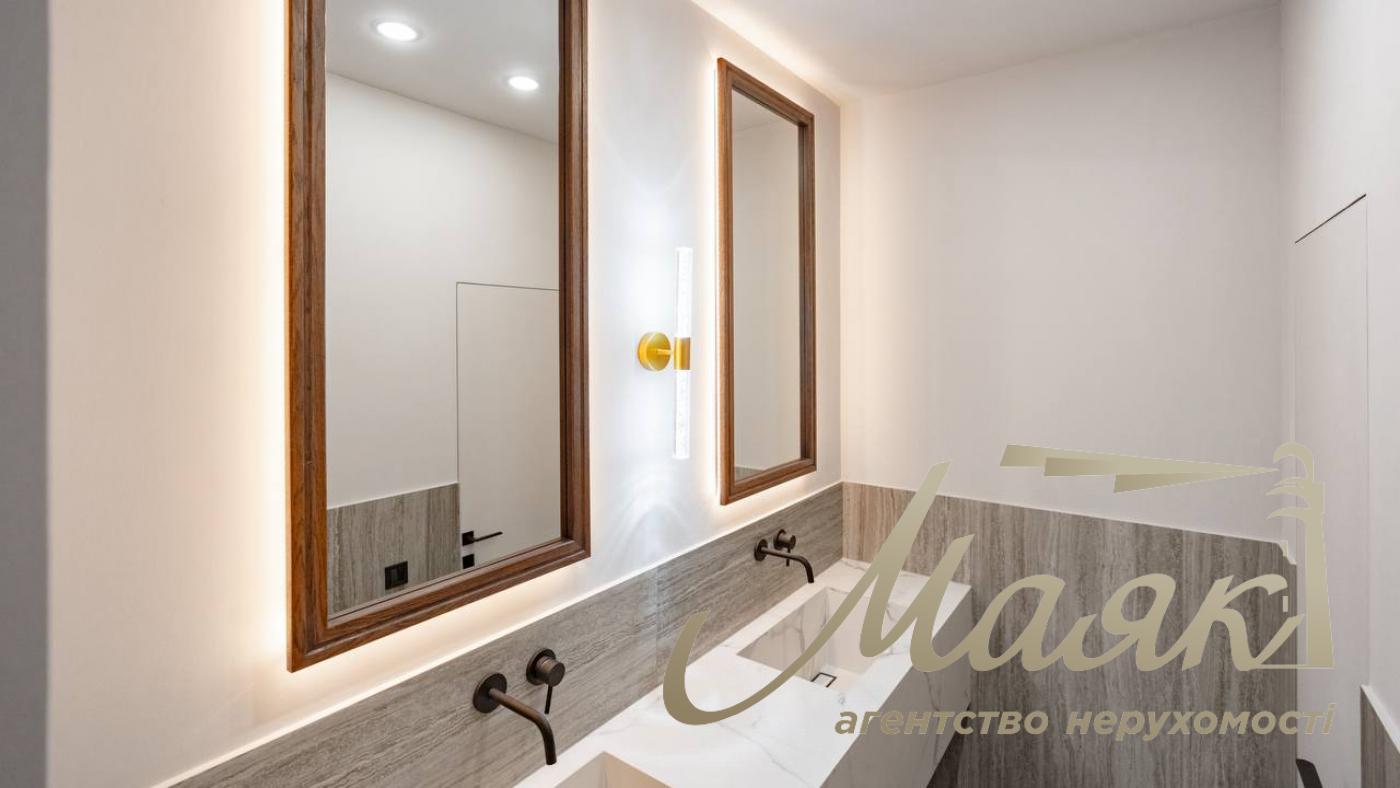 Продаж офісу ЖК Ярославів Град, вул. Бульварно-Кудрявська