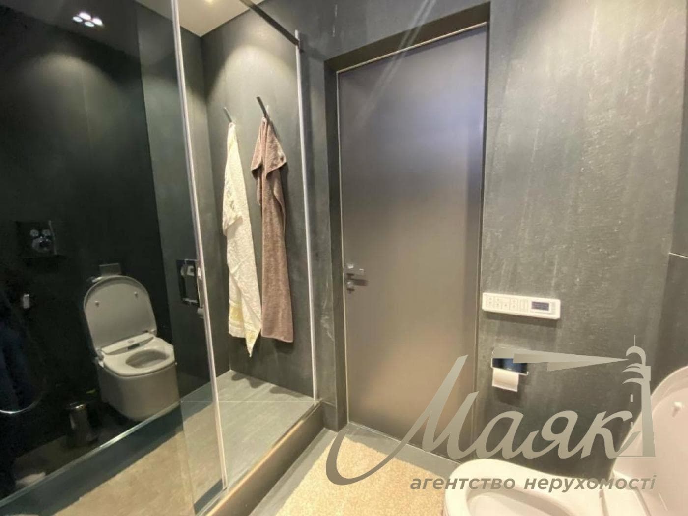 Продаж 3-кімнатної квартири площею 80 м² у ЖК «Французький квартал 2», вул. Предславинська, 55а, Печерський район.