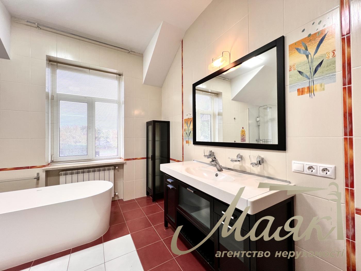 Оренда 2-х поверхової резиденції 430м2, Козин, Конча - Заспа