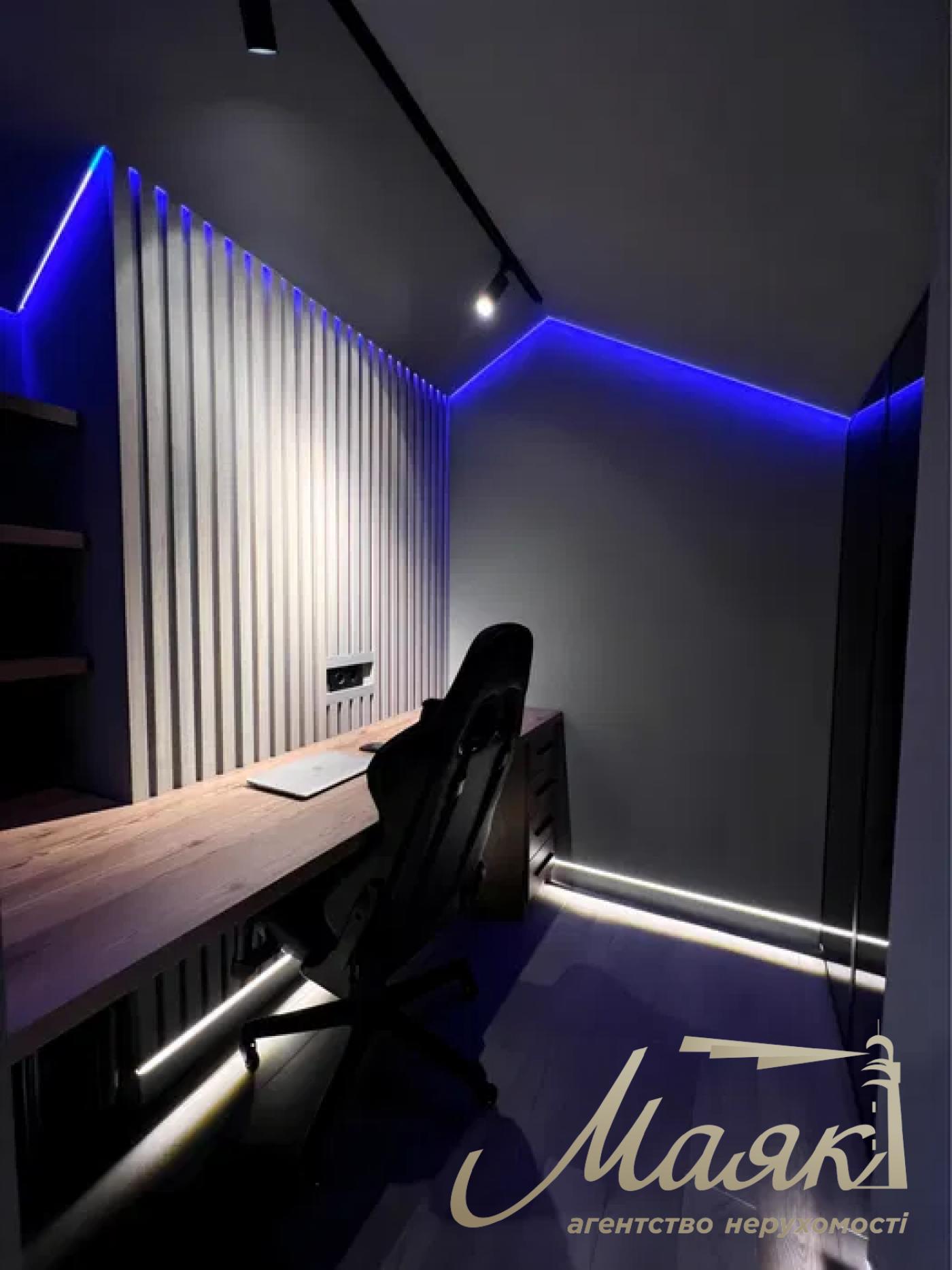 Продажа двухуровневой 2к квартиры ЖК Комфорт Таун, ул. Березнева, Соцгород