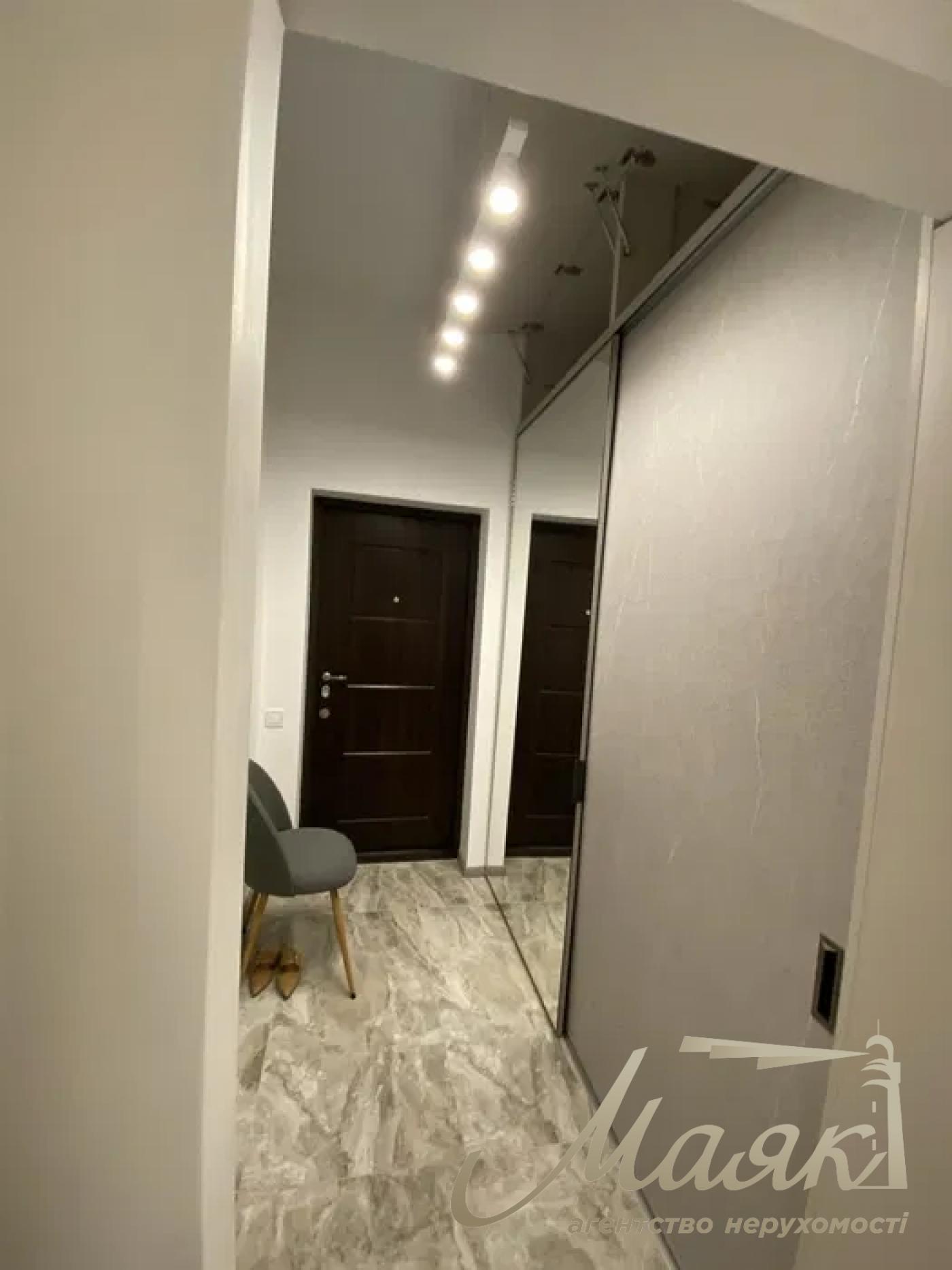 Rent 2k apartment 45 m², ul. Mikhail Boychuk, LCD Zhemchuzhina 52