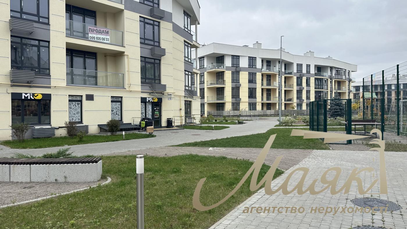 Rent of facade space 57m2 residential complex "Italian Quarter"