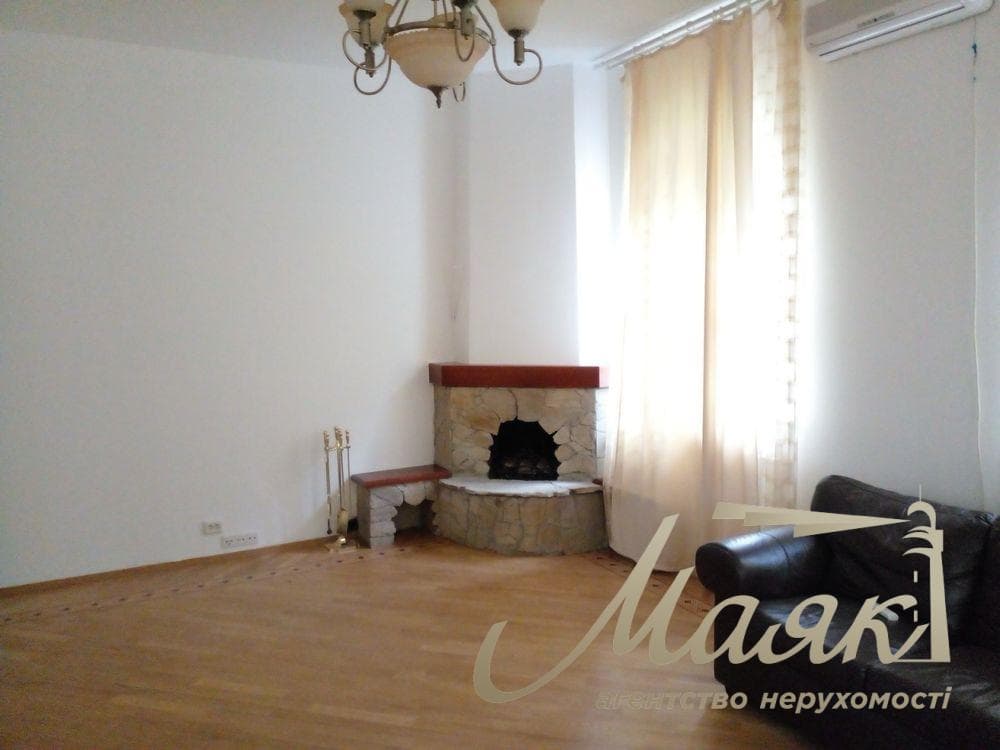House for rent 300m2, Goloseevsky district, Kyiv, 3 minutes to the subway
