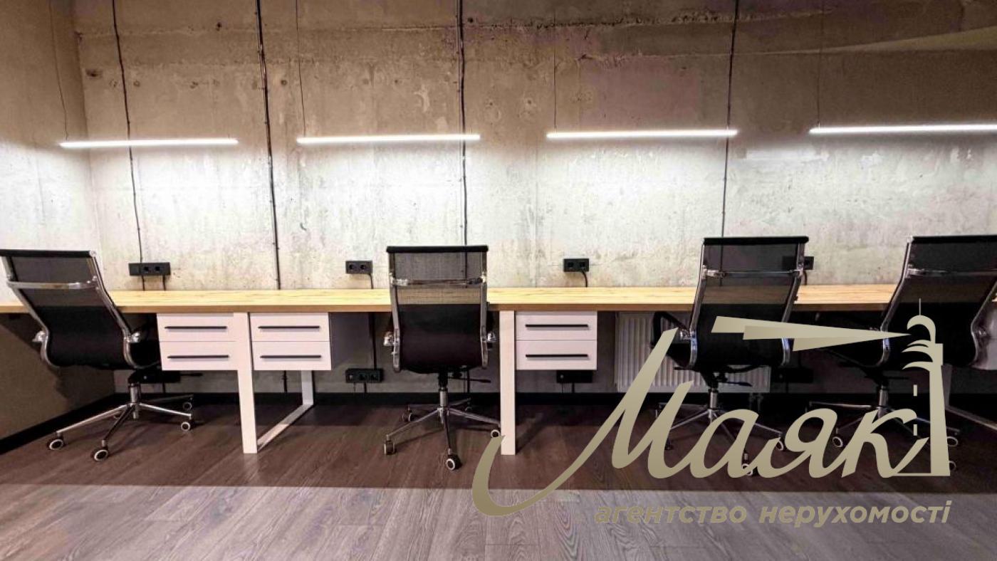 Аренда офиса 160 м.кв. Львовская площадь, Шевченковский р-н