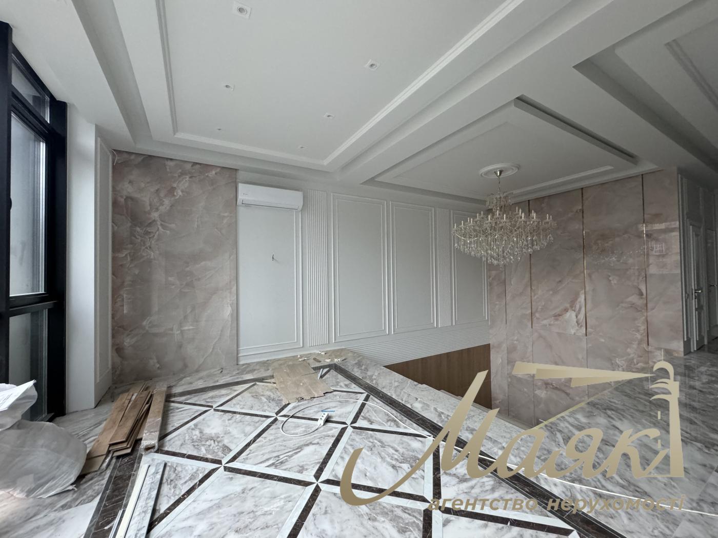 Clinic for sale in LCD French Quarter 2, Predslavynska street, Center, Kiev