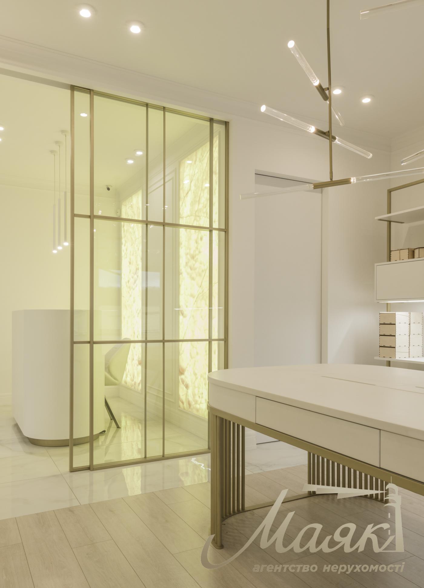 Продаж 3-к квартири 87 м2, вул. Антоновича (Горького), 103, м. Київ