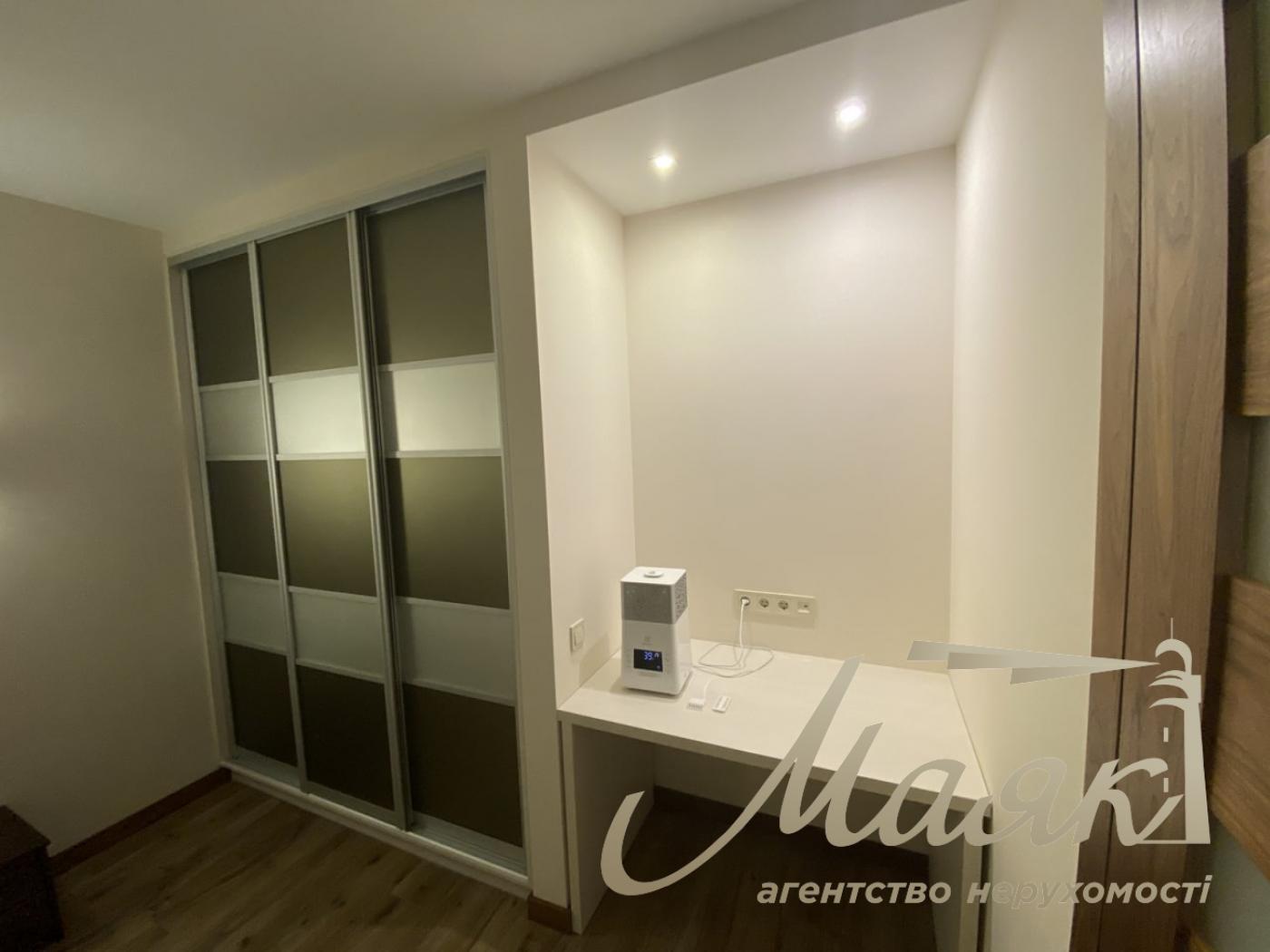 Rent 1 bedroom apartment in Central Park Residential Complex, 7 John McCain Street.