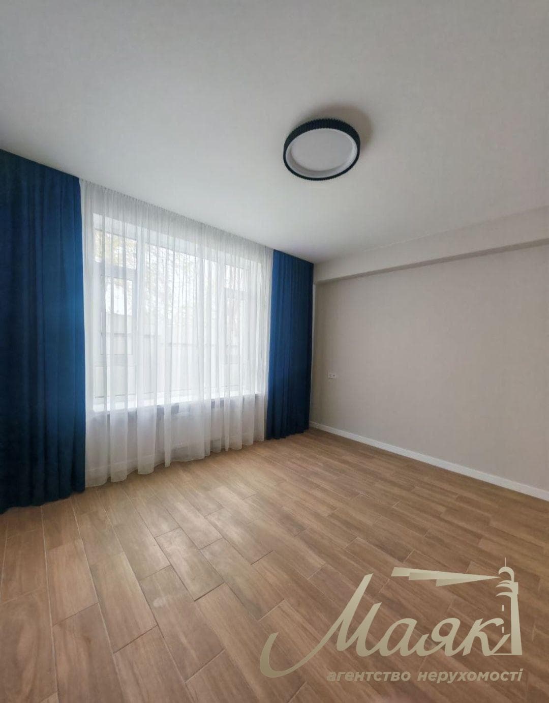 Аренда дома с ремонтом 176,7 м², район Ветряные горю, Подольский район, Киев, новий автономний дом с укрытием.