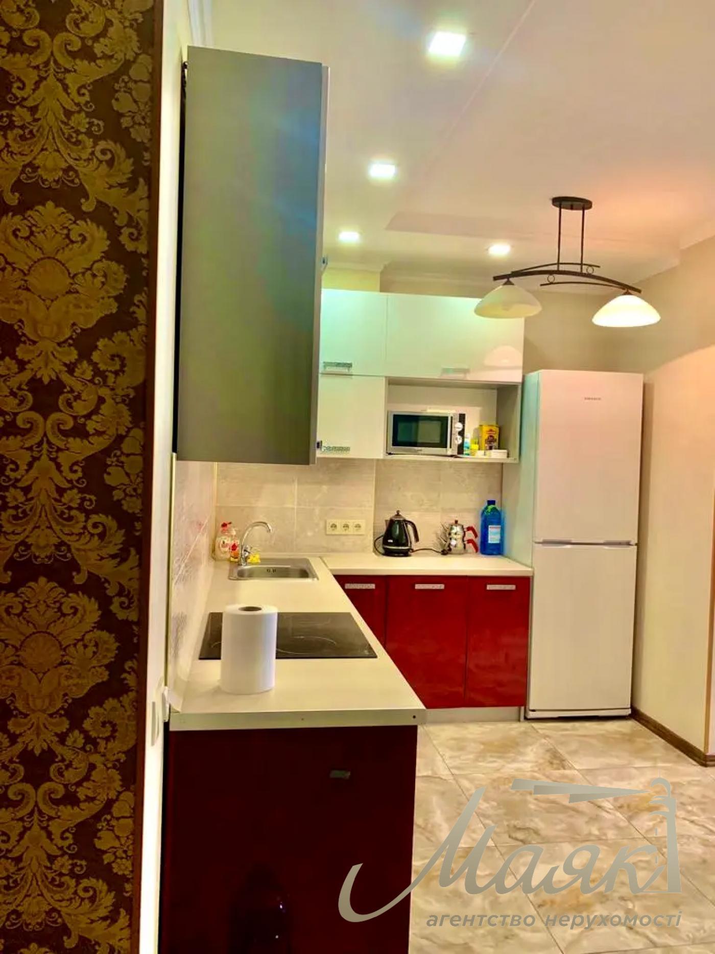 Rent 3 room apartment LCD Lybid, Kazimir Malevicha str., Palace Ukraine