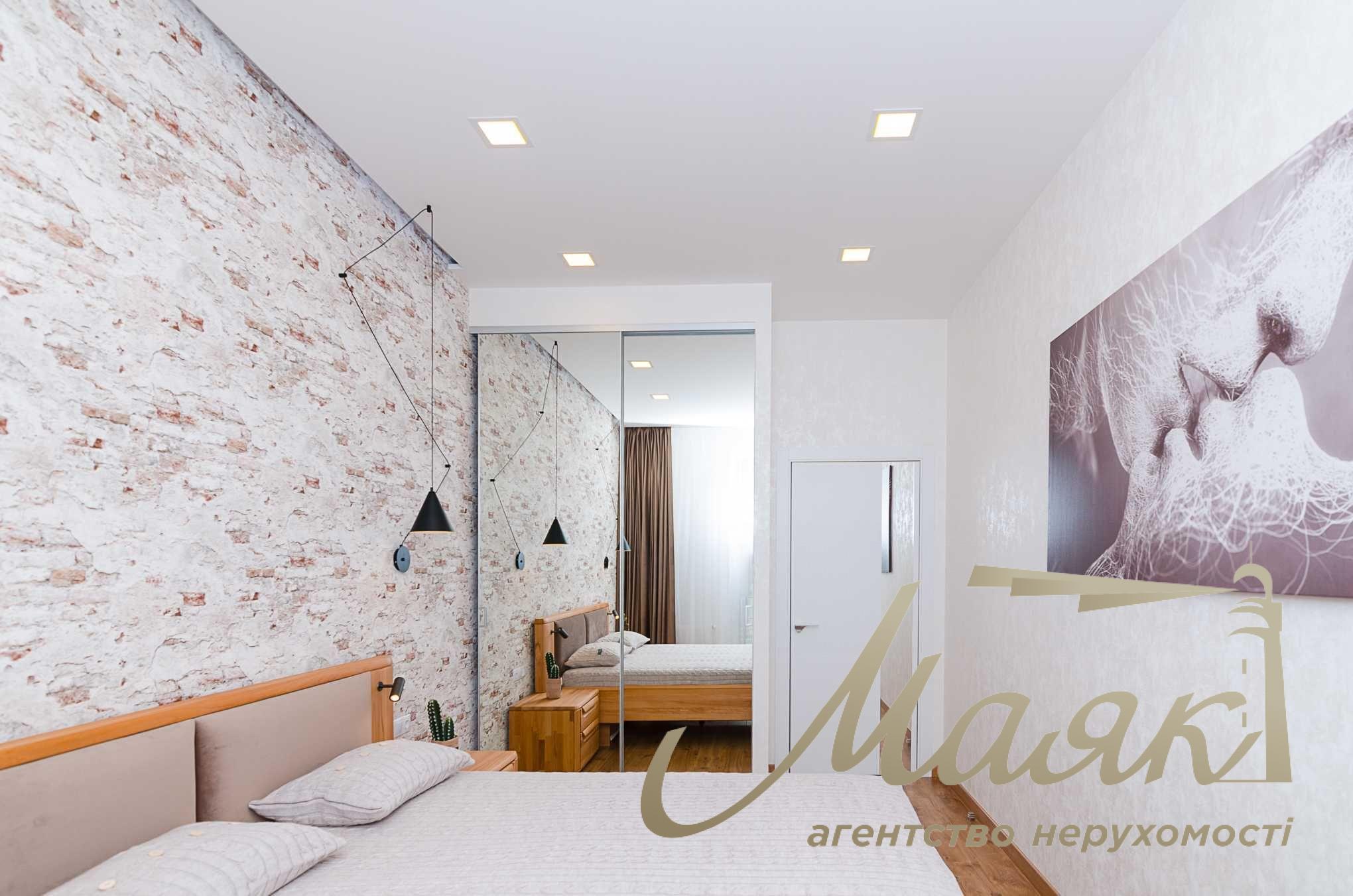 Продажа 1-комнатной квартиры 50м2, в ЖК "Французский квартал" Печерский район