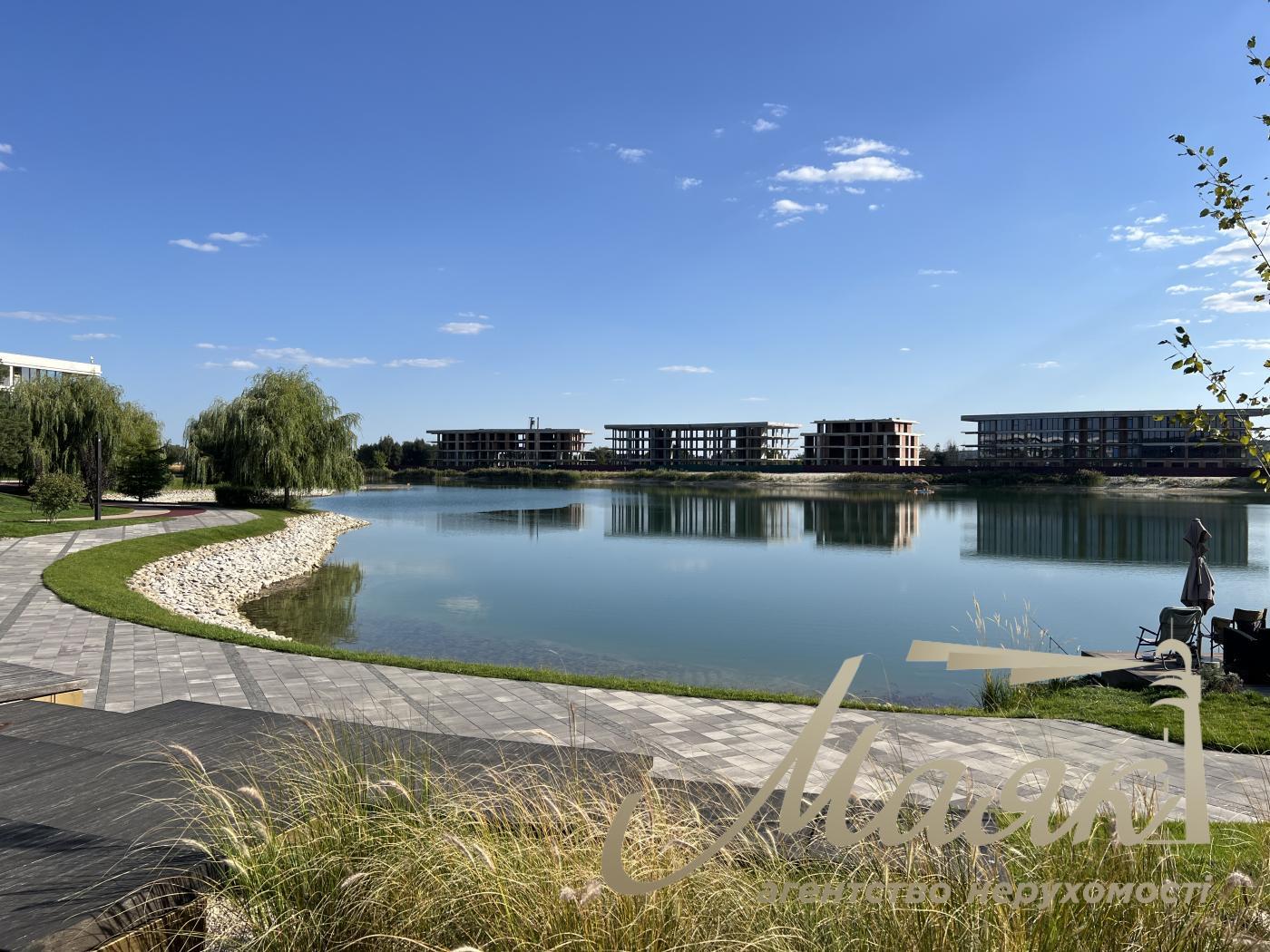 For sale 3-k apartment 168.26m2, Residential Complex Park Lake City, Podgortsi