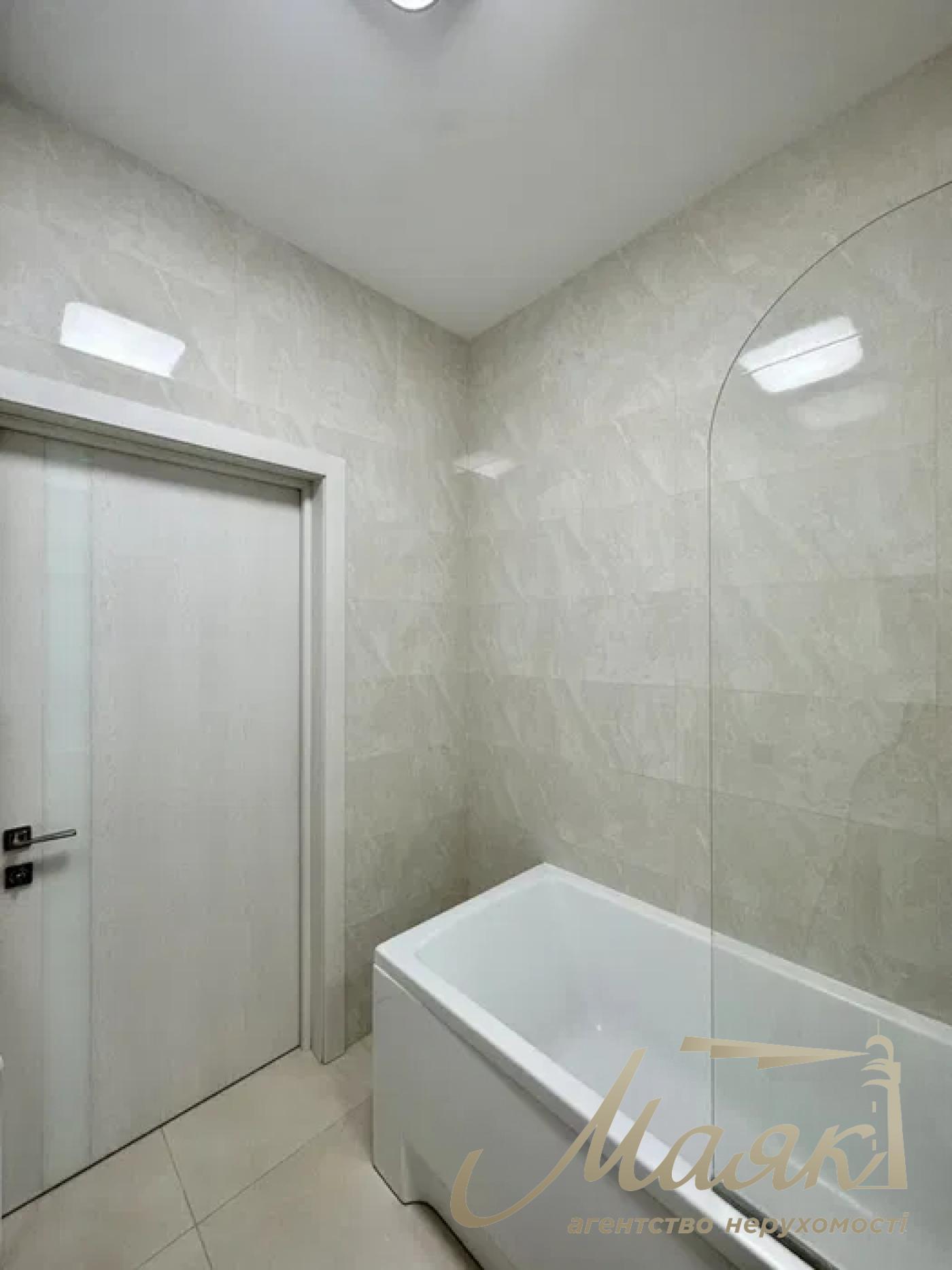 Sale of a 1-bedroom apartment with a view, 63 m2 in the residential complex Boulevard of Fountains, Sapernoye Pole