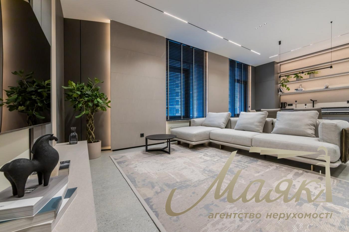 Продаж 3-кімнатної квартири 103м2 у ЖК "Новопечерські Липки", Драгомирова/Верхогляда 17Б, Печерськ, дизайнерський ремонт