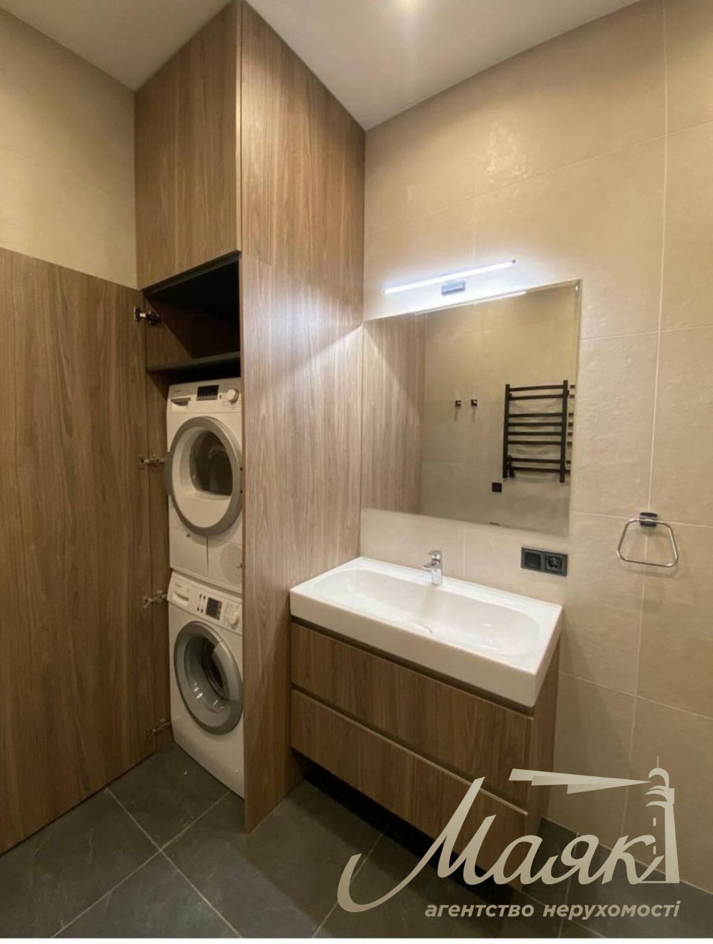 Rent 3-room apartment in Crystal Park Tower Residential Complex