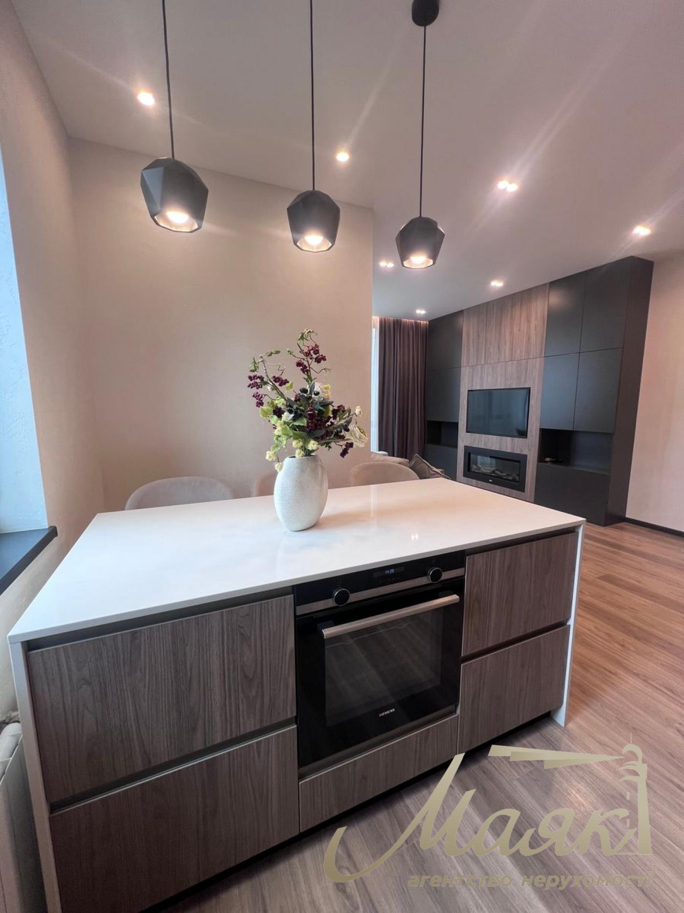 Rent 3-room apartment in Crystal Park Tower Residential Complex