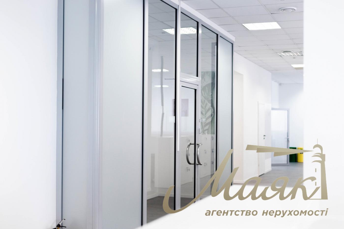 Office for rent 645m2 in BC Business city, 13 Pimonenka str.